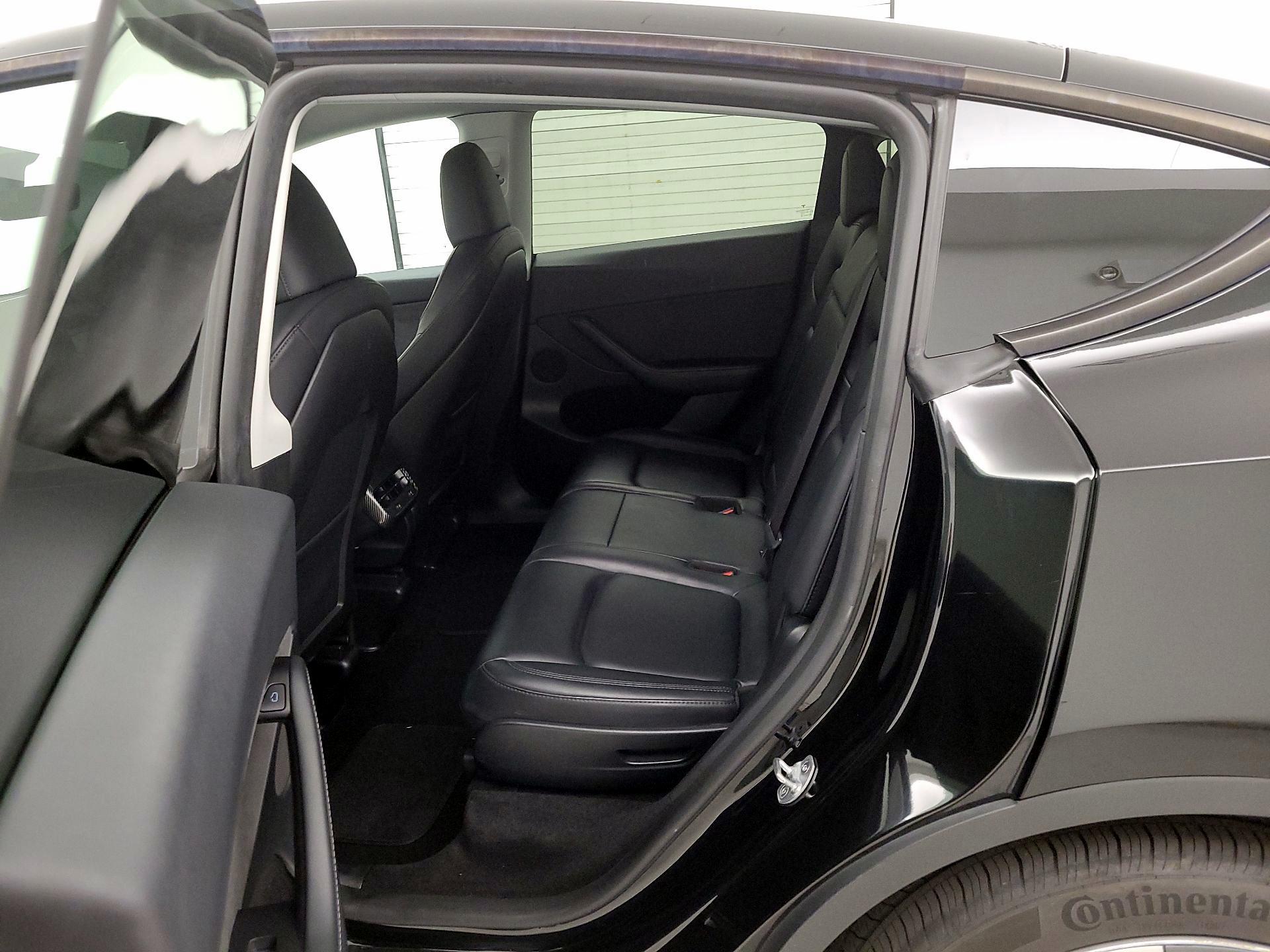 Thumbnail: 2023 Tesla Model Y - 19