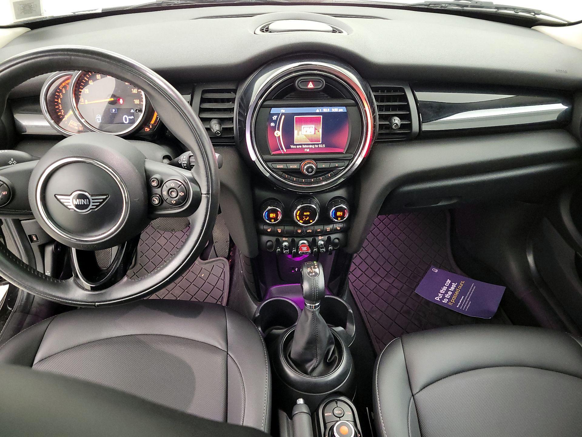 Thumbnail: 2019 MINI Cooper Hardtop - 9