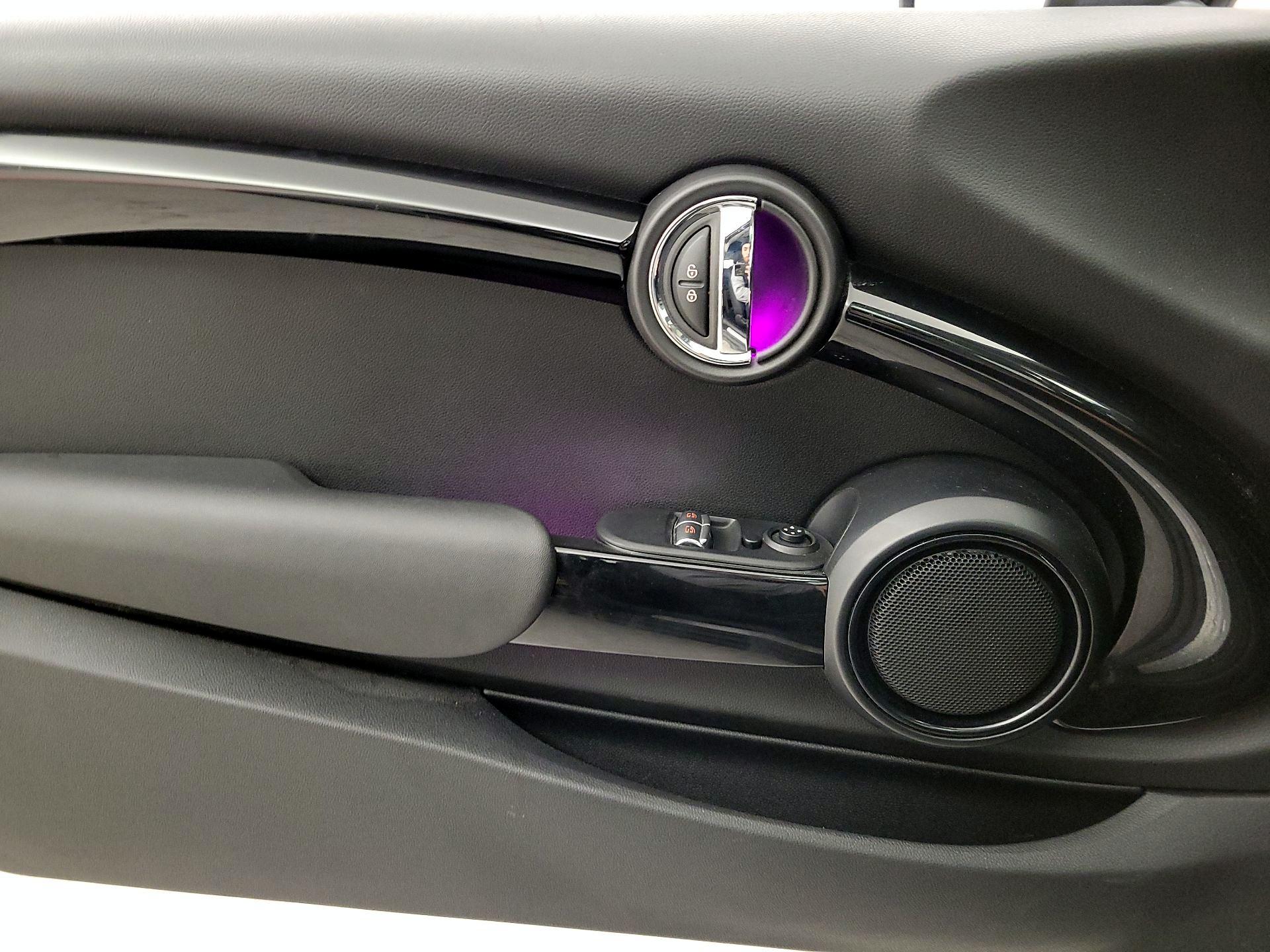 Thumbnail: 2019 MINI Cooper Hardtop - 12