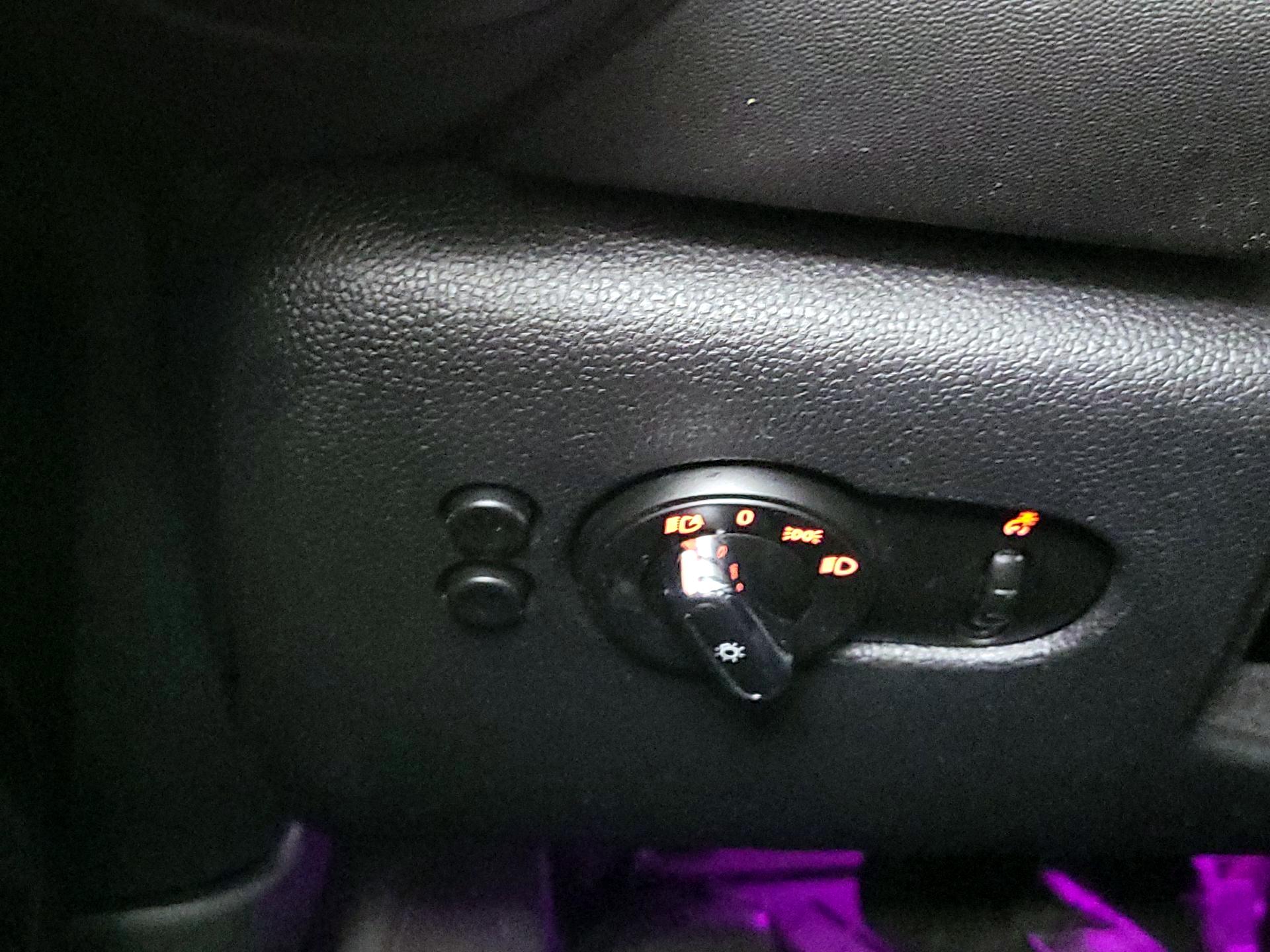 Thumbnail: 2019 MINI Cooper Hardtop - 13