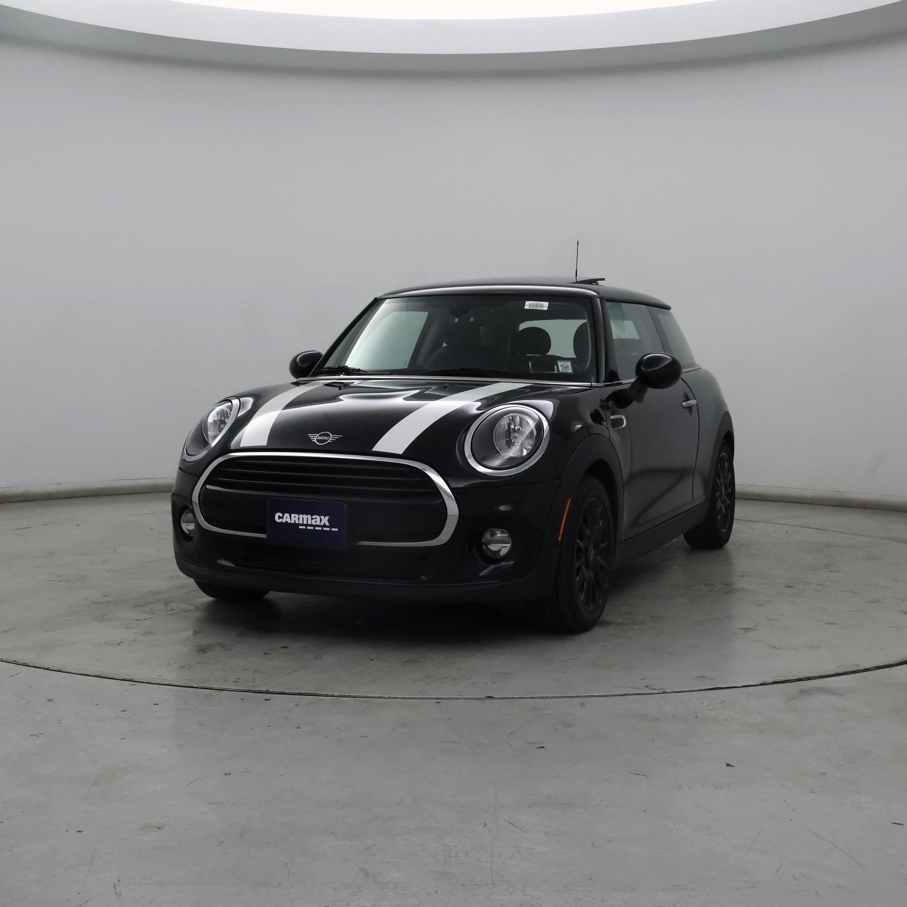 Thumbnail: 2019 MINI Cooper Hardtop - 4
