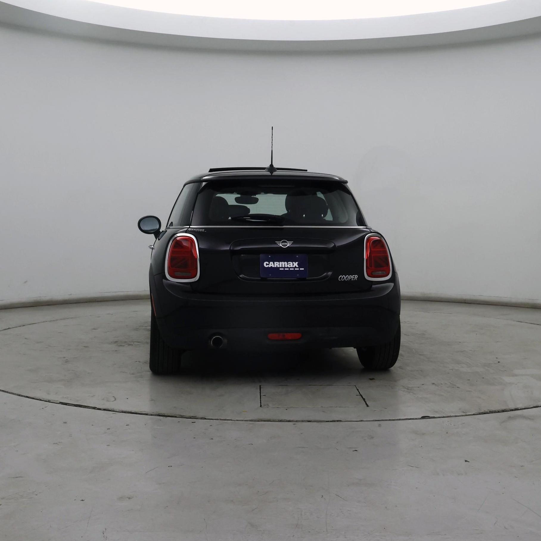 Thumbnail: 2019 MINI Cooper Hardtop - 6