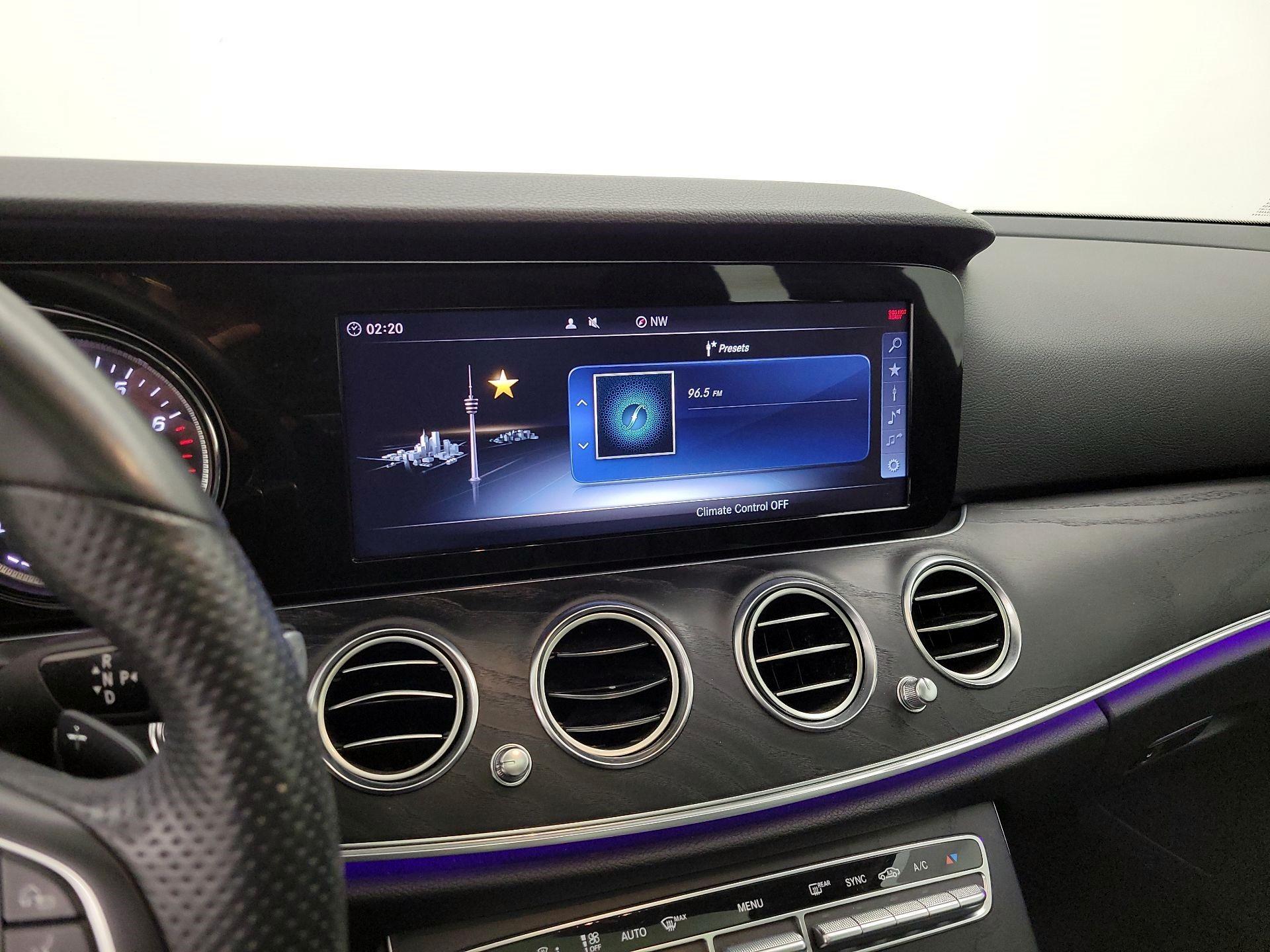 Thumbnail: 2018 Mercedes-Benz E-Class - 15