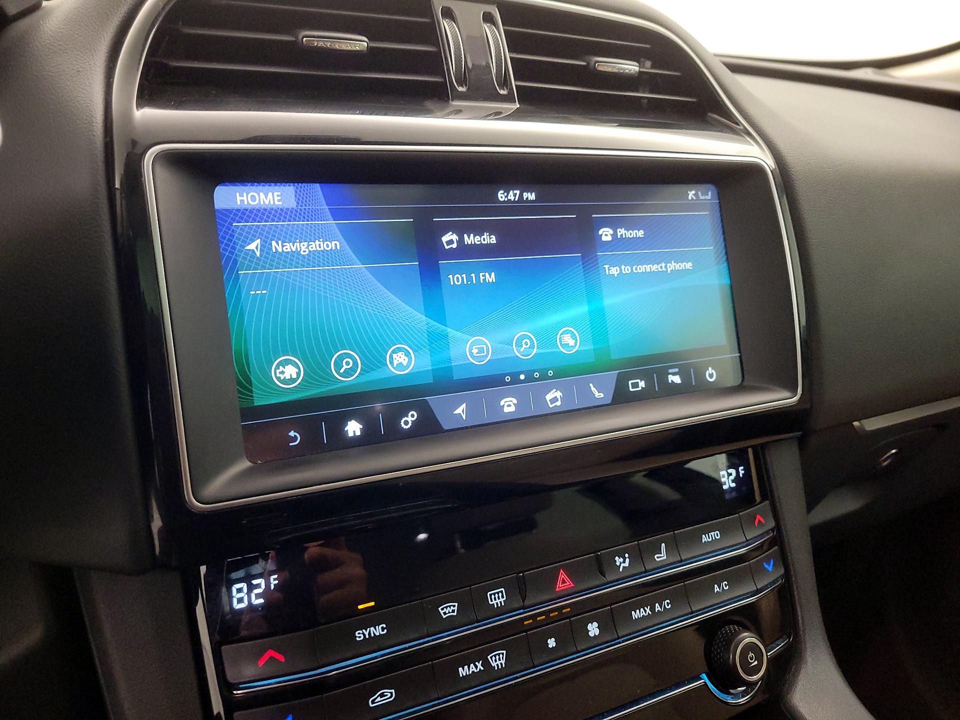 Thumbnail: 2020 Jaguar F-Pace - 16