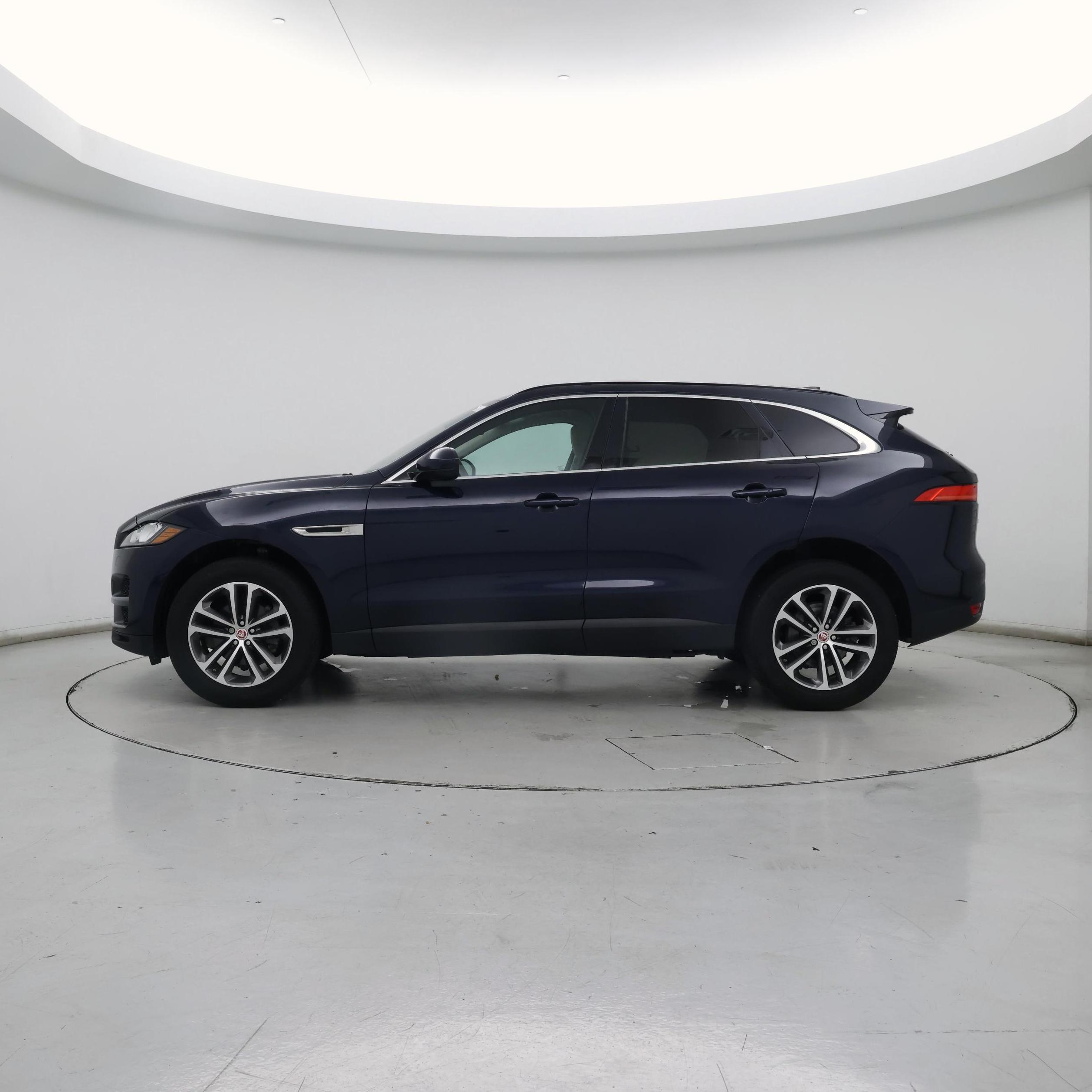Thumbnail: 2020 Jaguar F-Pace - 3