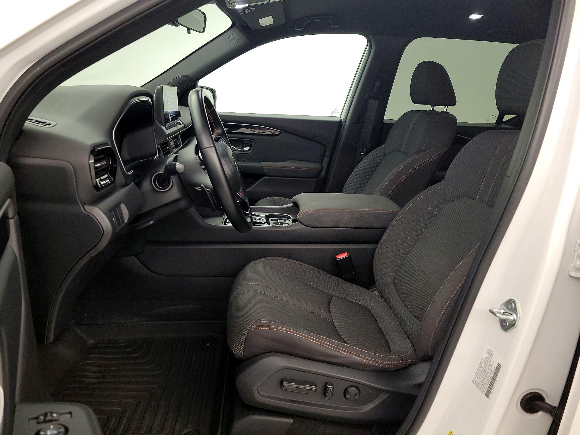 Thumbnail: 2023 Honda Pilot - 11