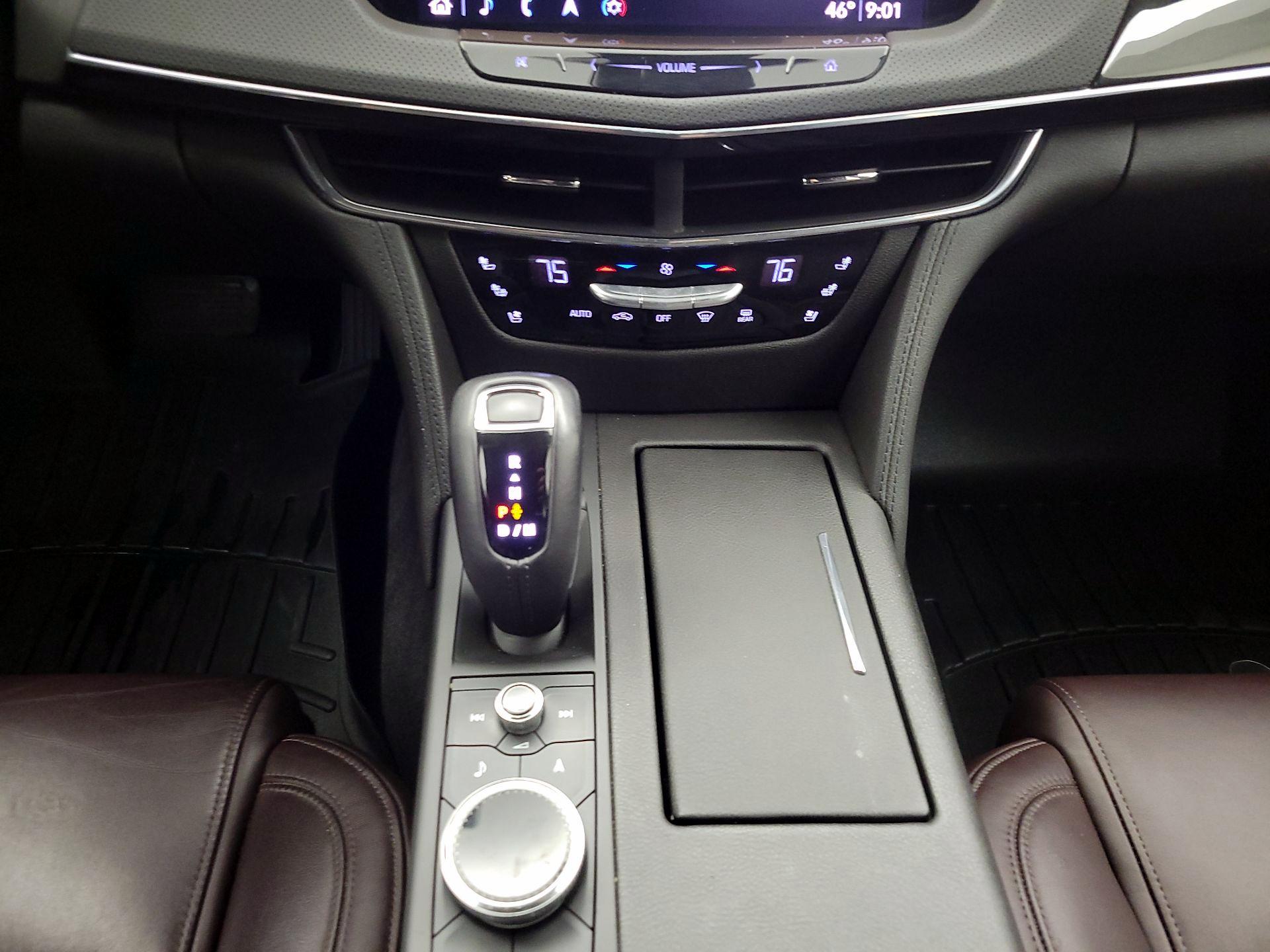 Thumbnail: 2020 Cadillac CT6 - 16