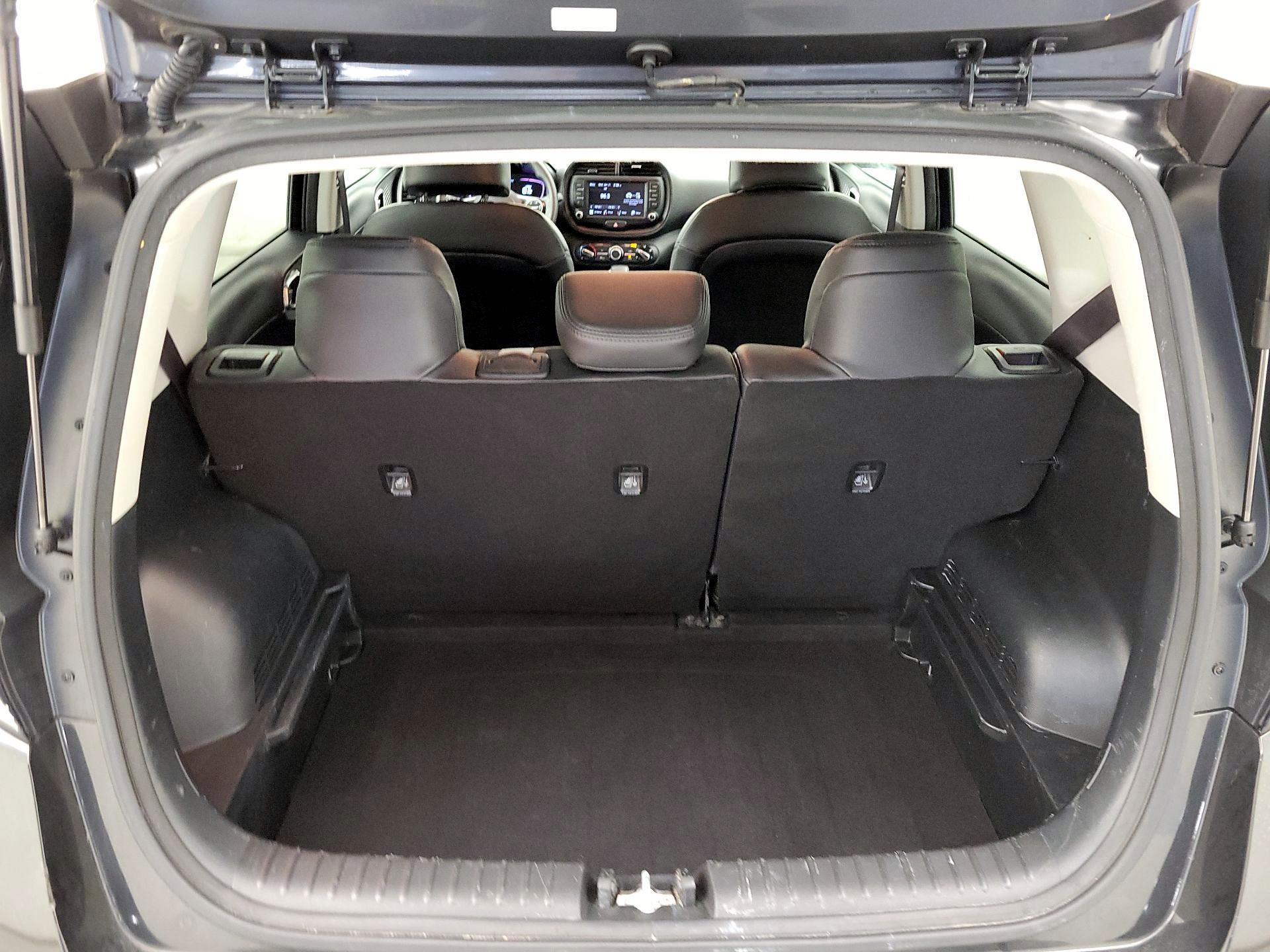 Thumbnail: 2023 Kia Soul - 20