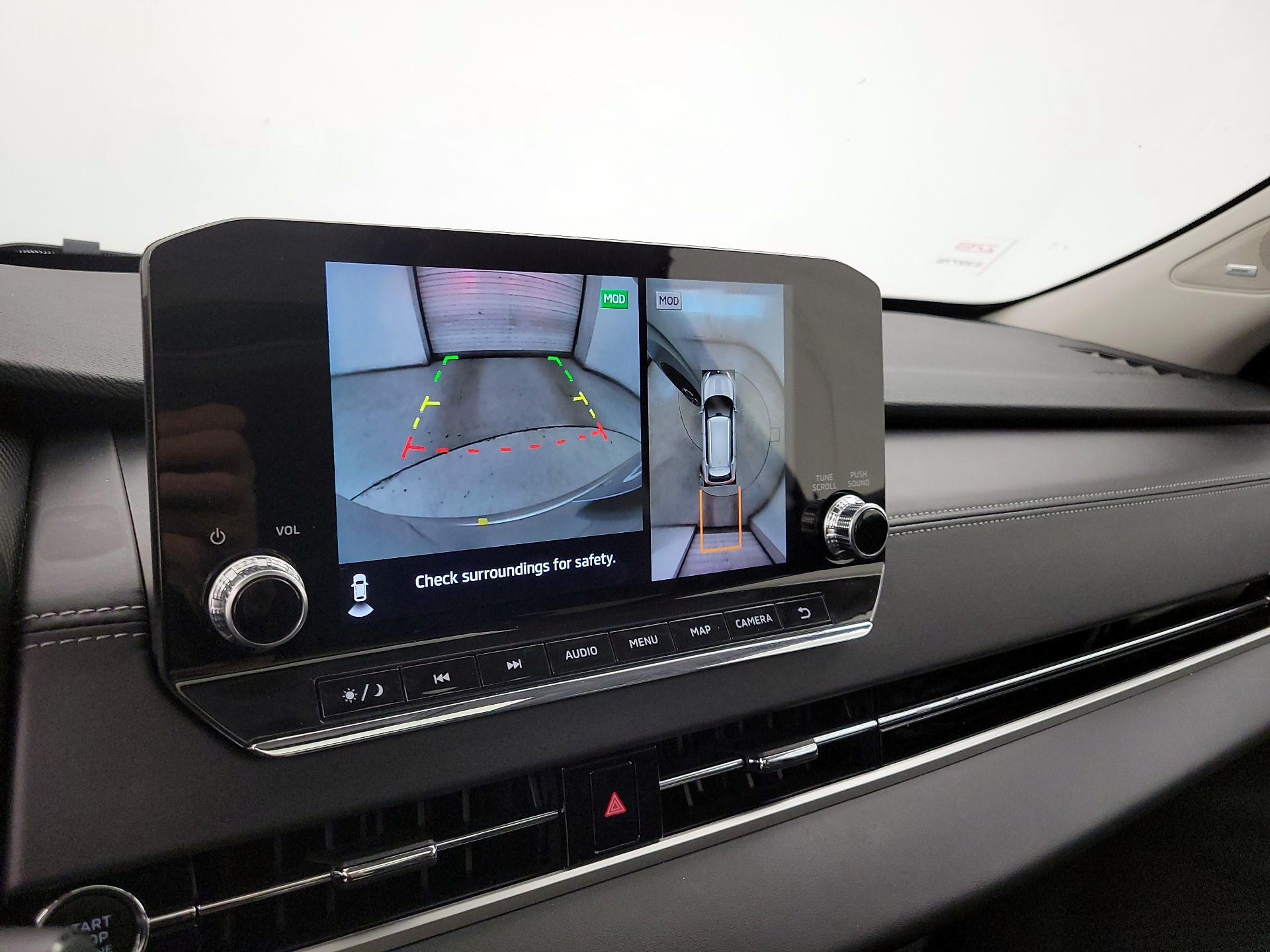 Thumbnail: 2024 Mitsubishi Outlander - 15