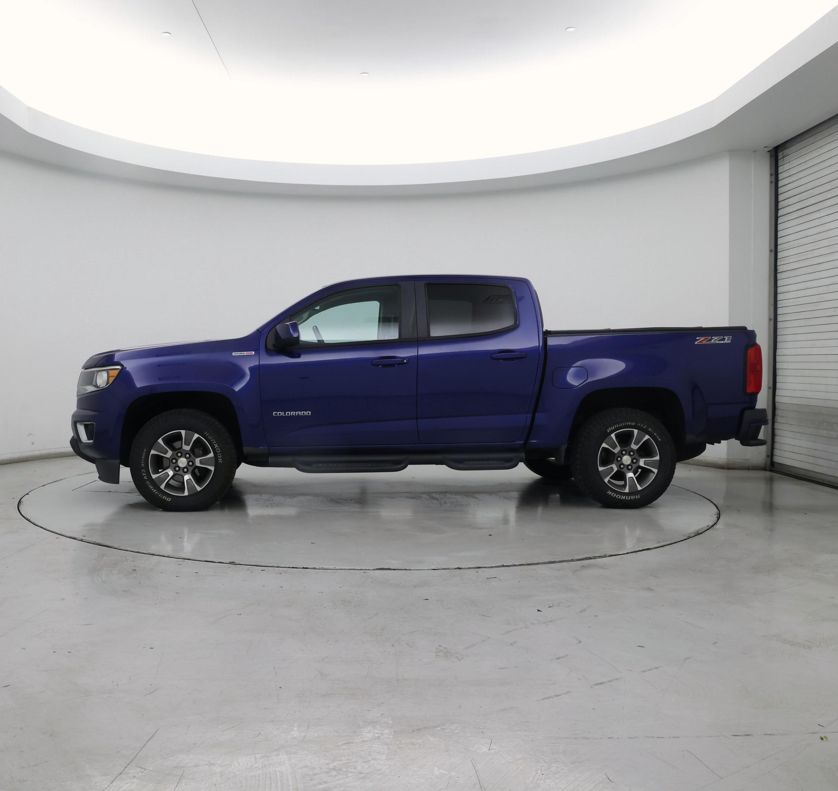 Thumbnail: 2016 Chevrolet Colorado - 3