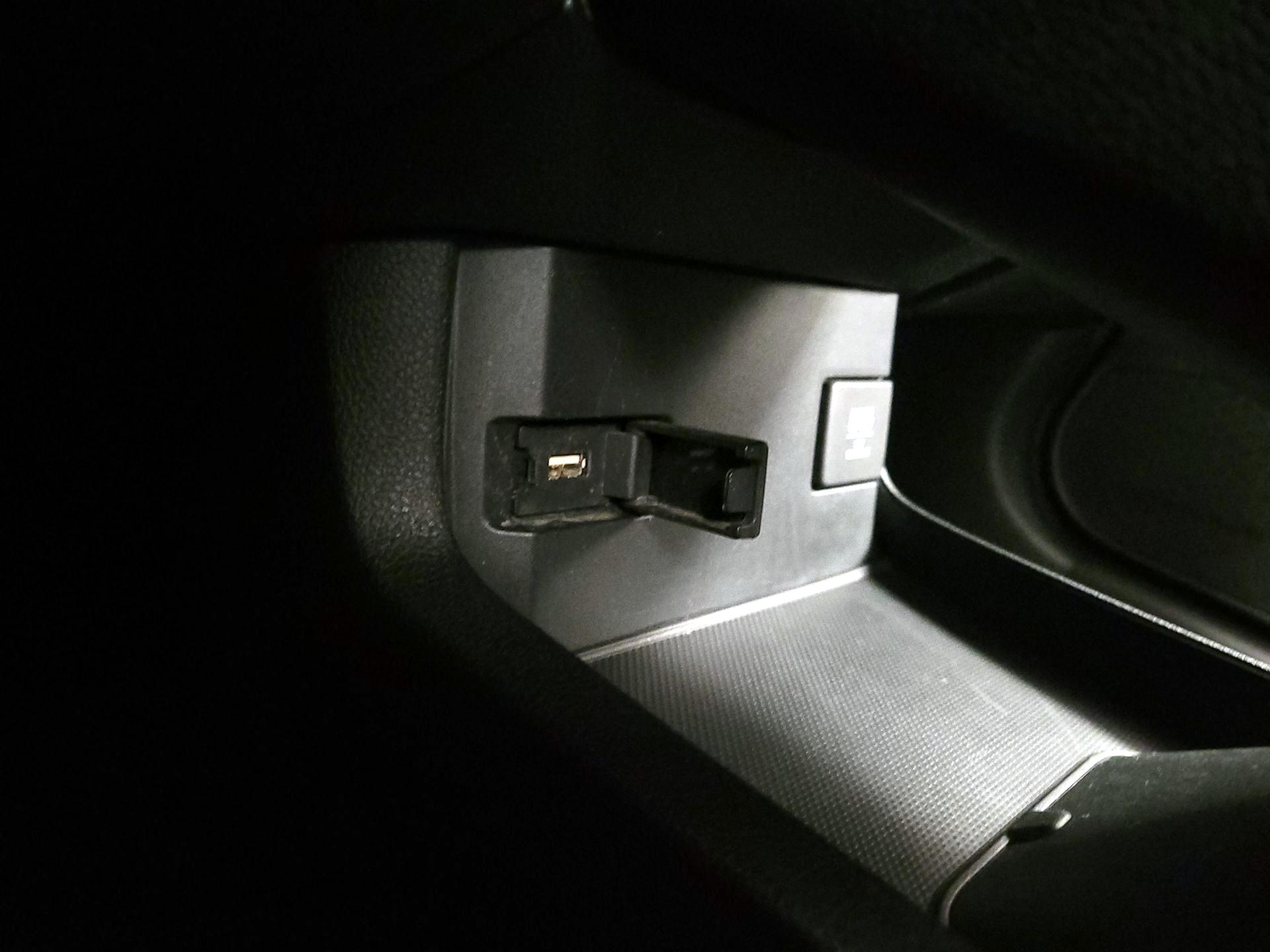 Thumbnail: 2016 Honda Civic - 18