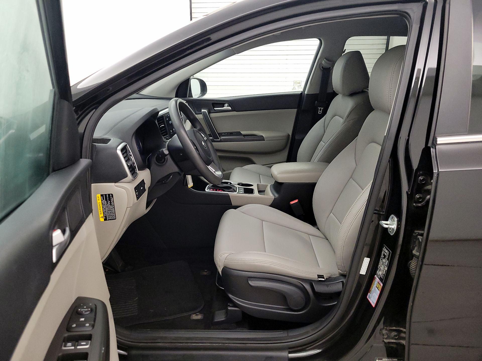 Thumbnail: 2020 Kia Sportage - 11