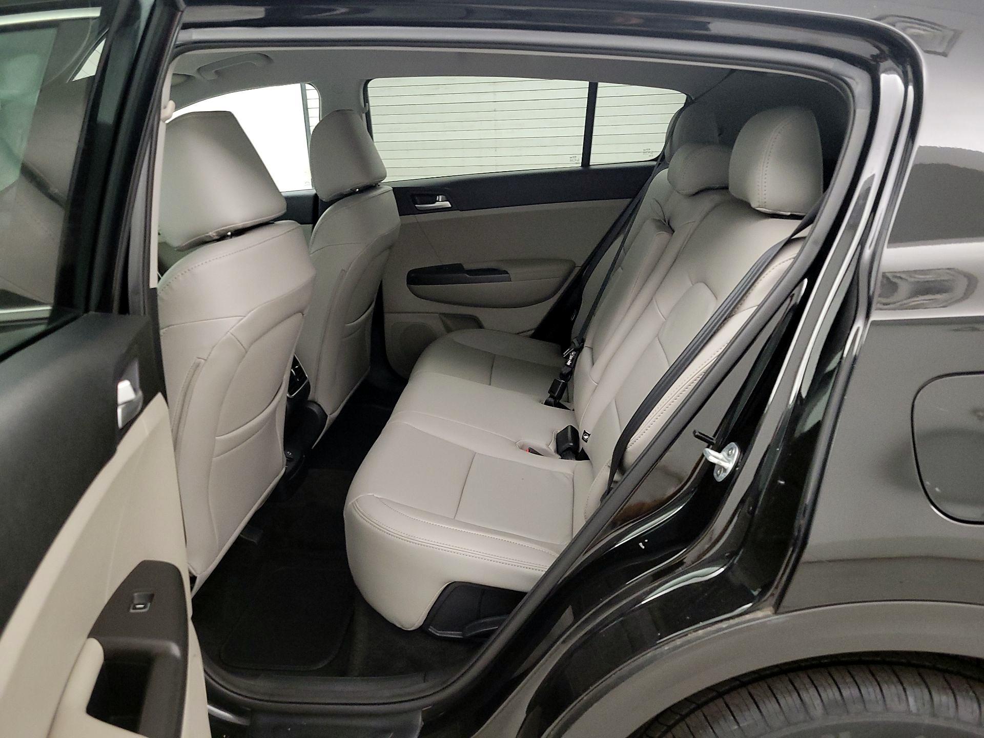 Thumbnail: 2020 Kia Sportage - 19