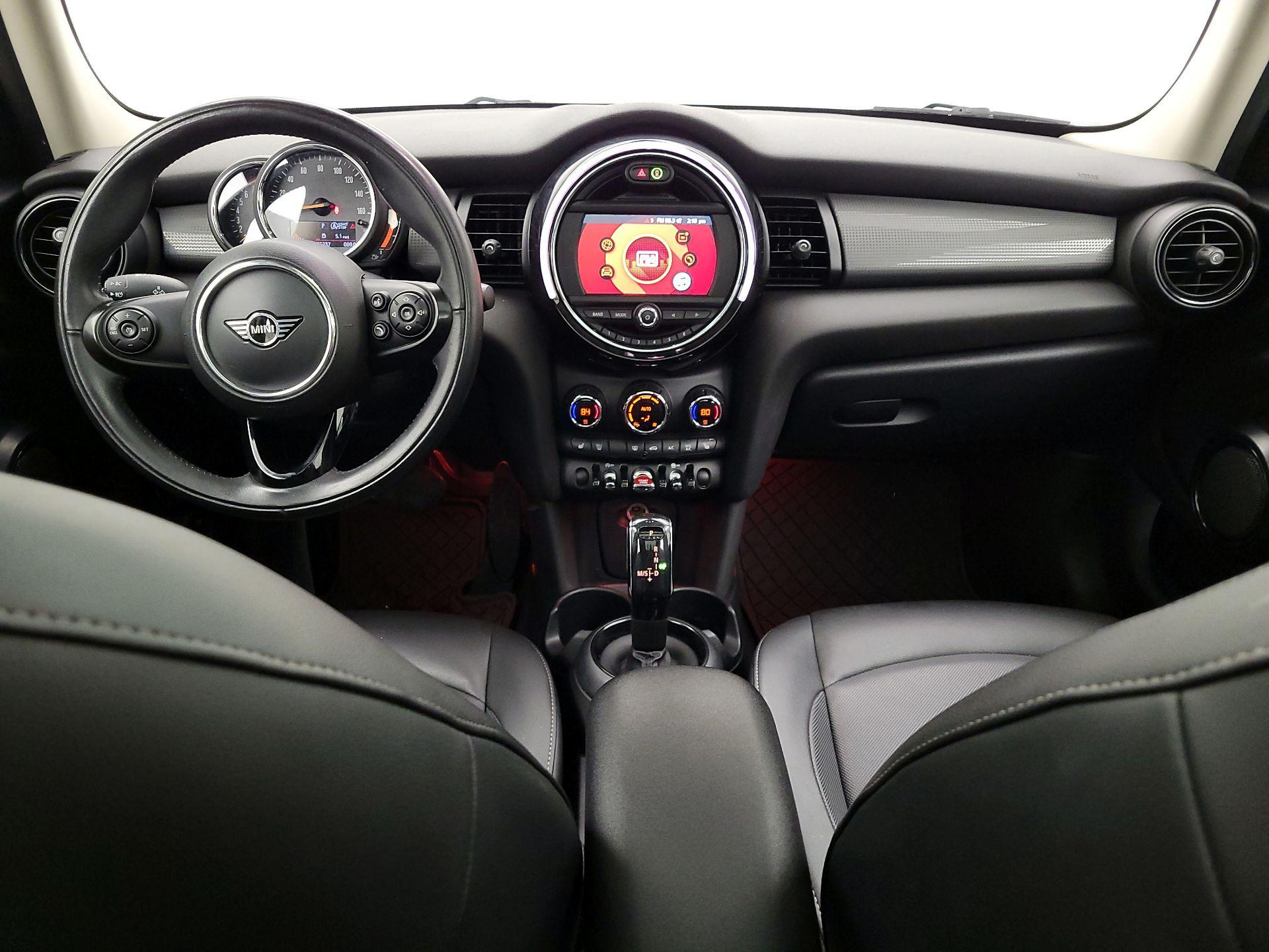 Thumbnail: 2020 MINI Cooper Hardtop - 9