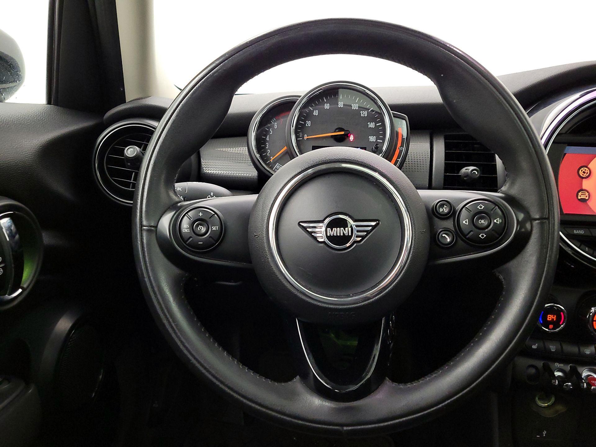 Thumbnail: 2020 MINI Cooper Hardtop - 10