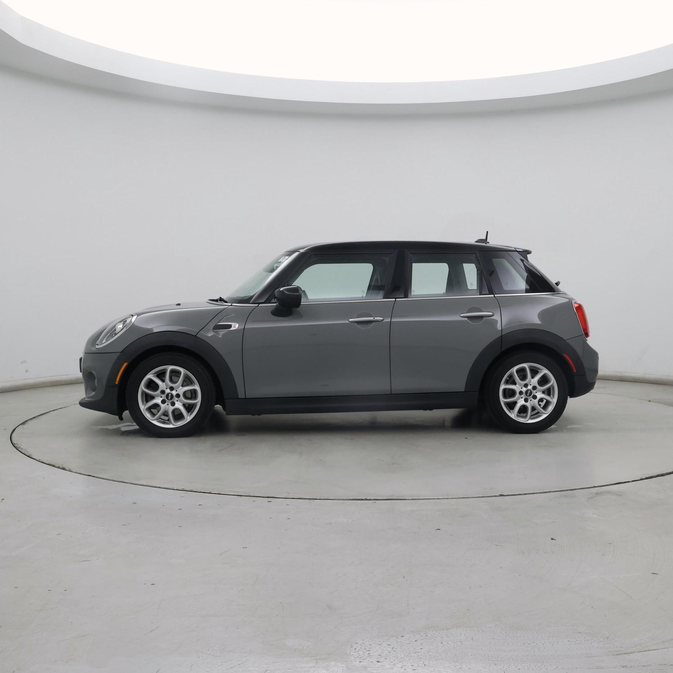 Thumbnail: 2020 MINI Cooper Hardtop - 3