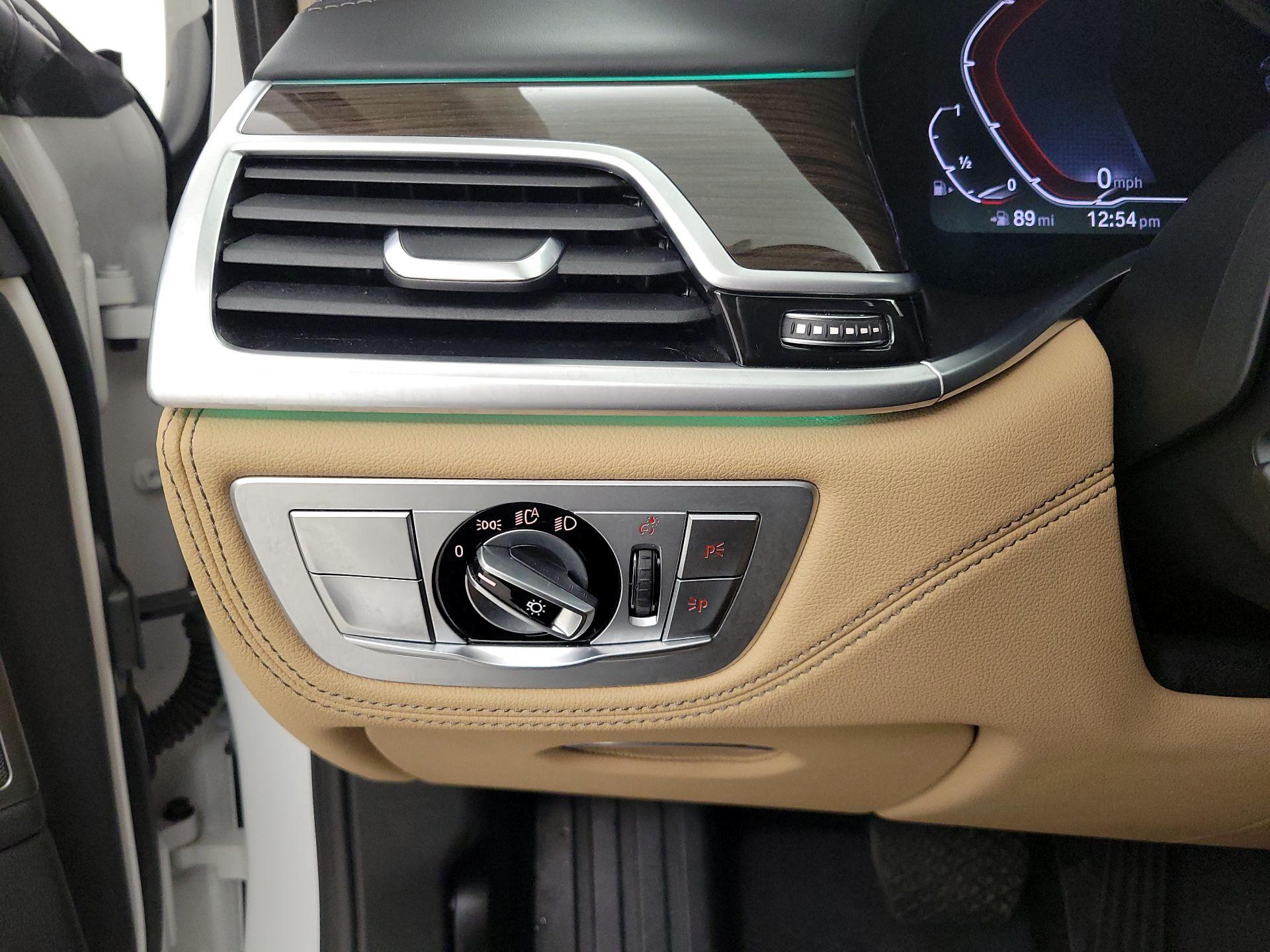 Thumbnail: 2020 BMW 7 Series - 13