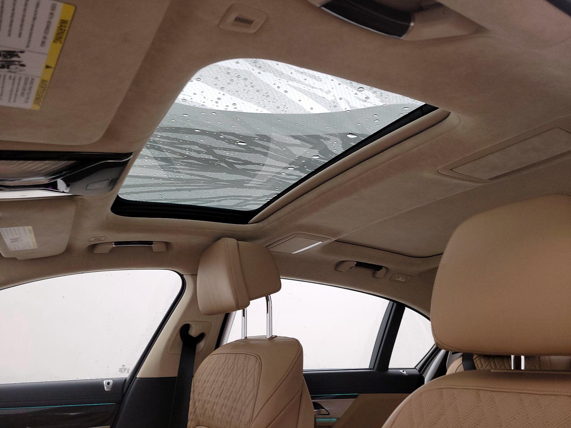 Thumbnail: 2020 BMW 7 Series - 20