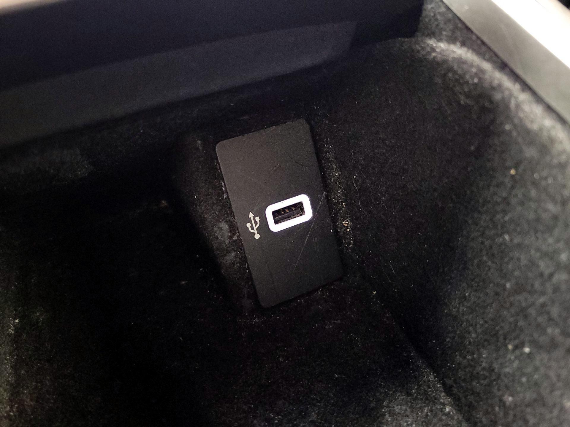 Thumbnail: 2018 Lincoln MKX - 19