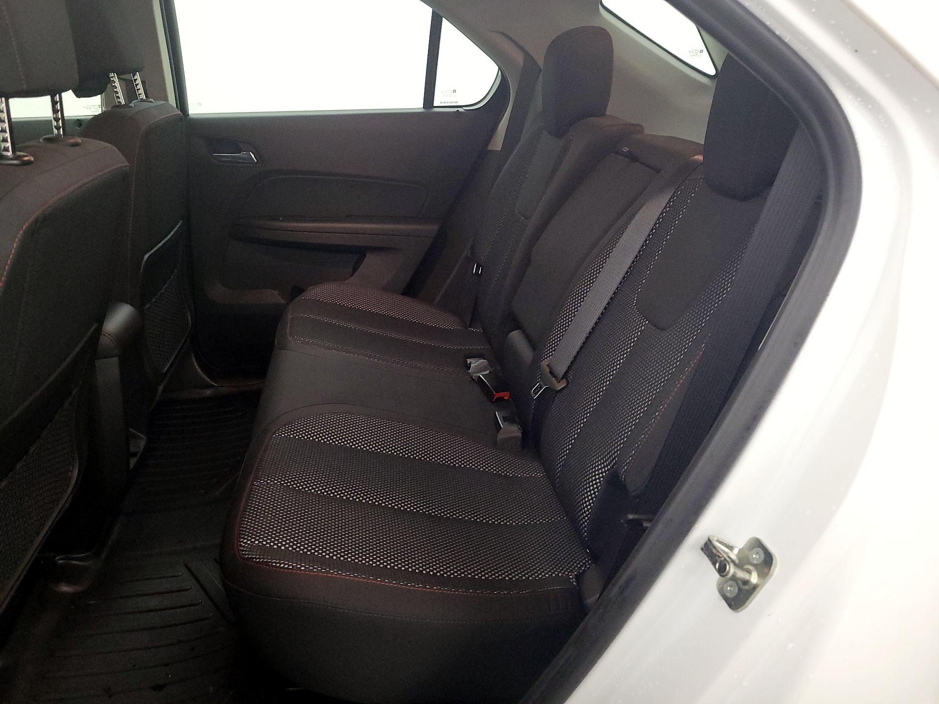 Thumbnail: 2016 Chevrolet Equinox - 17