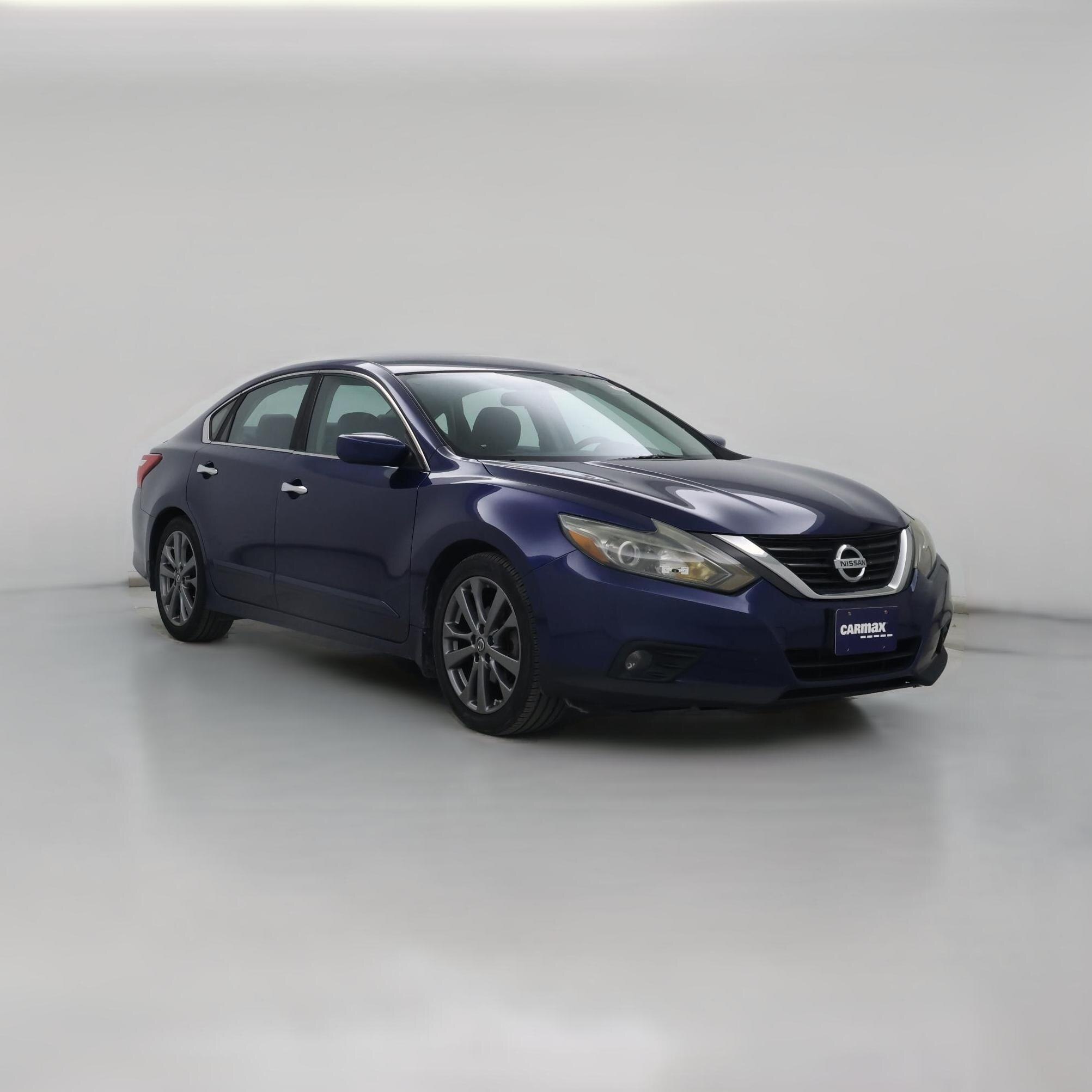 Thumbnail: 2016 Nissan Altima - 1
