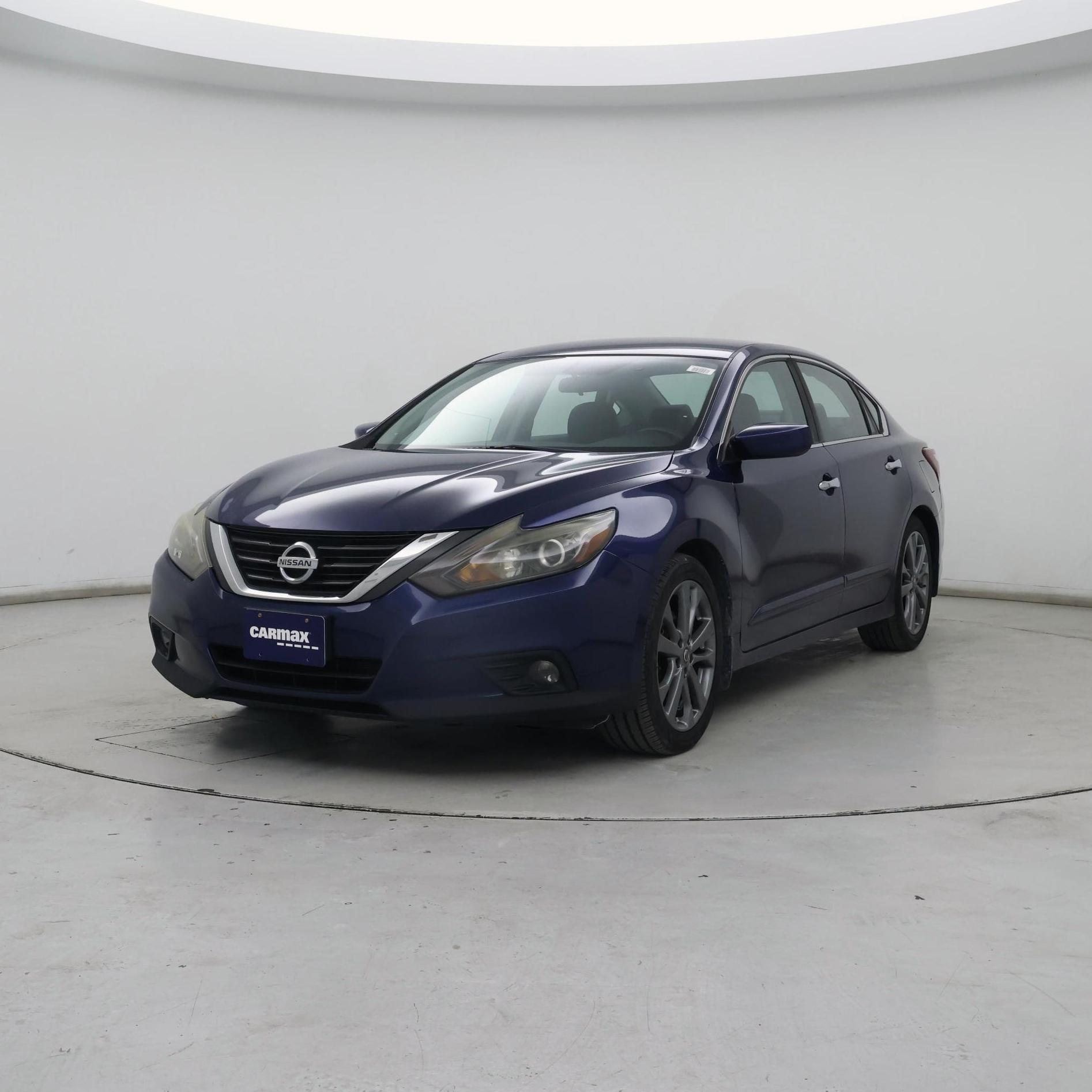Thumbnail: 2016 Nissan Altima - 4