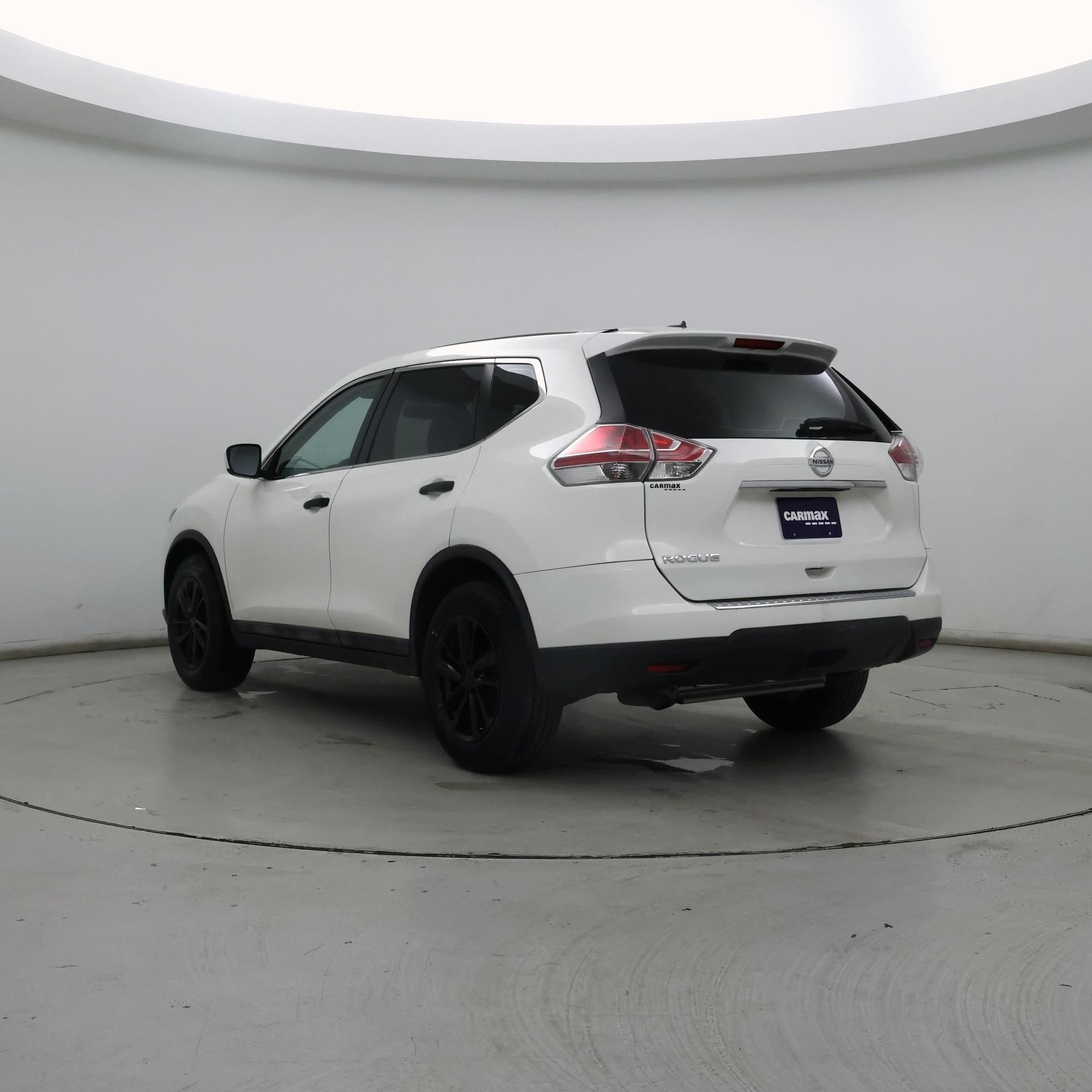 Thumbnail: 2016 Nissan Rogue - 2