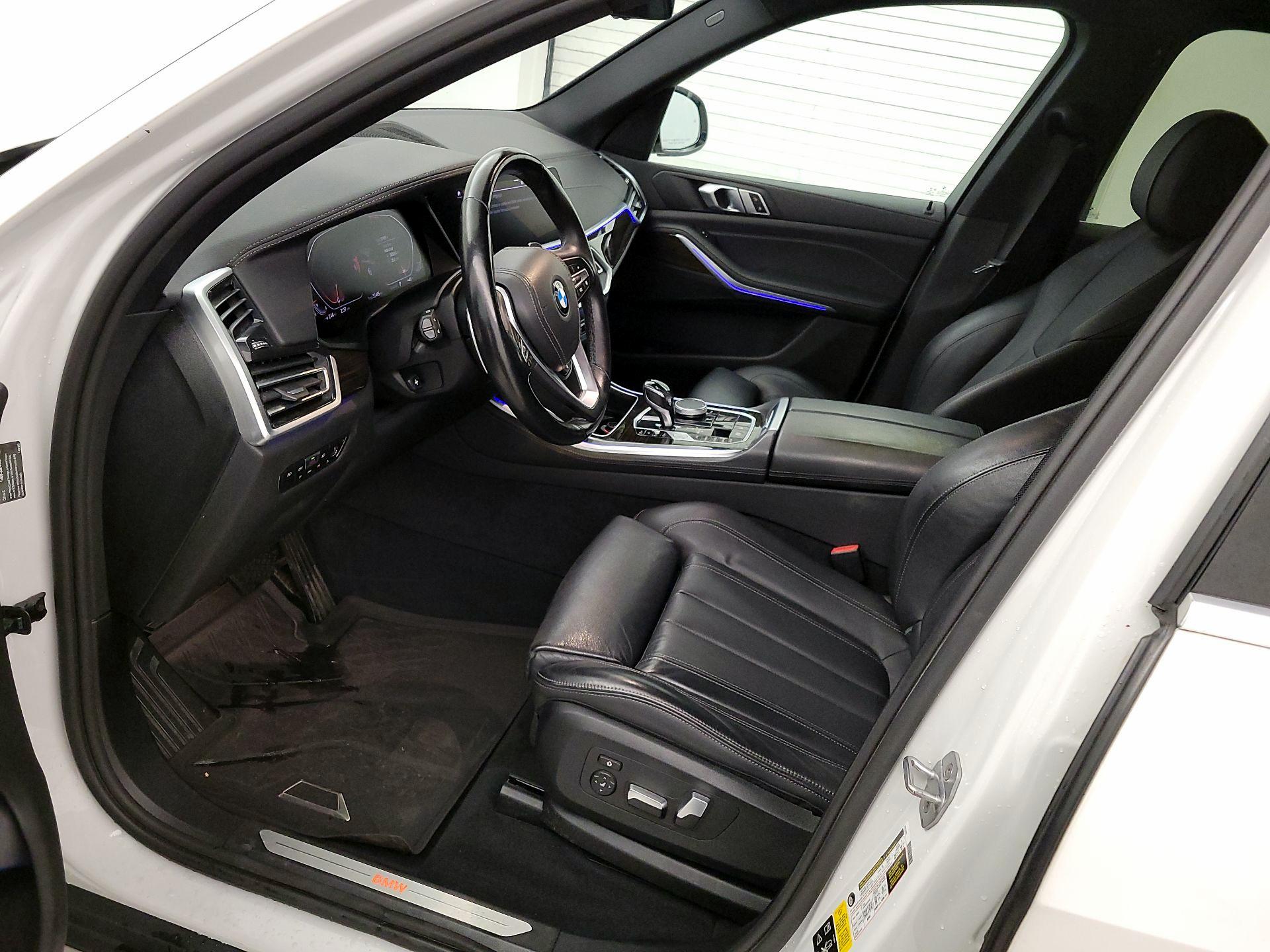 Thumbnail: 2020 BMW X5 - 11