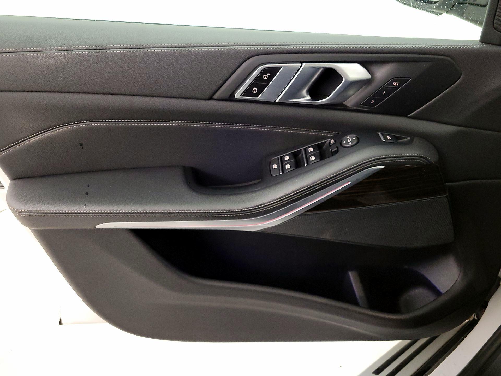 Thumbnail: 2020 BMW X5 - 12