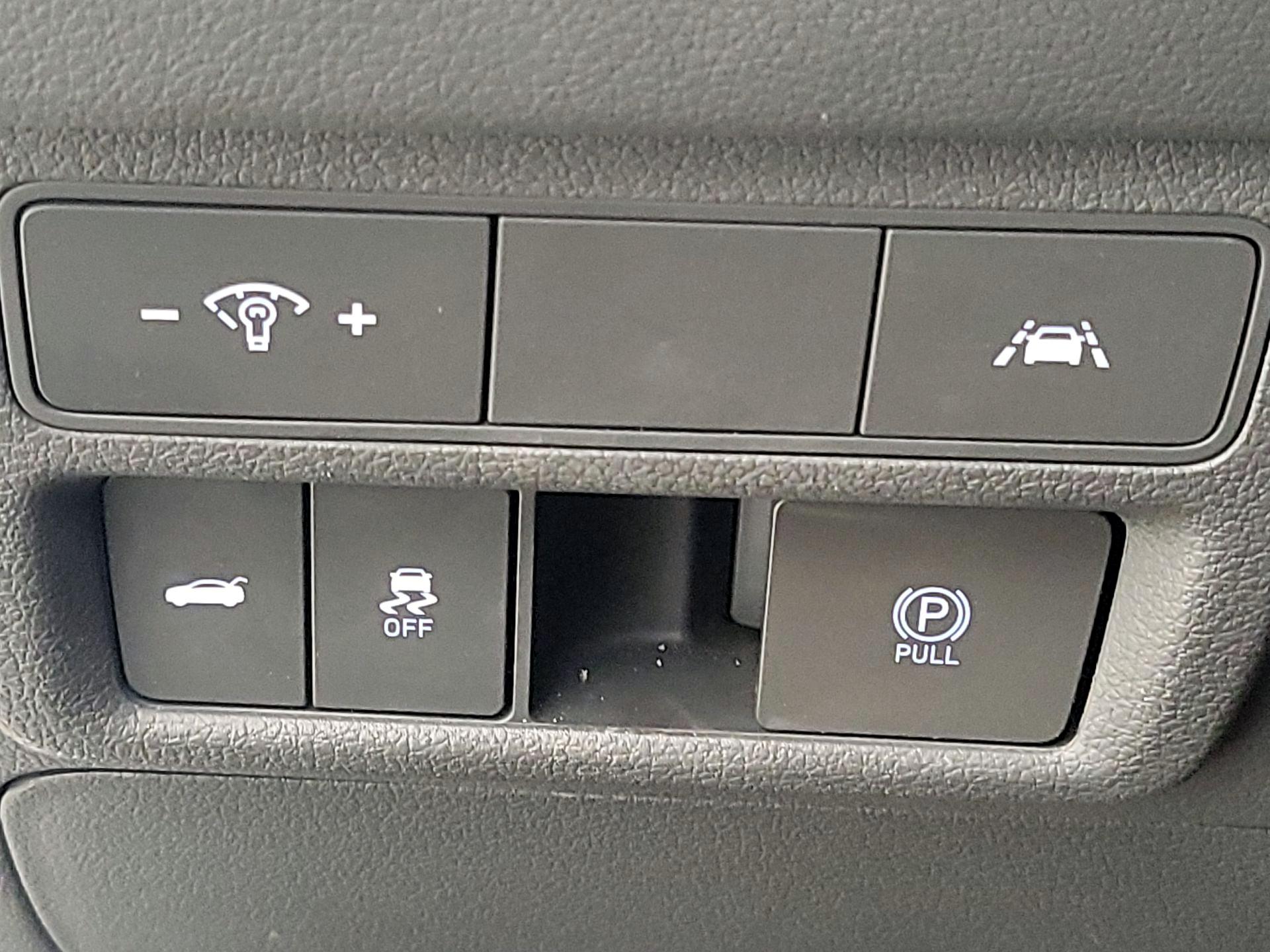 Thumbnail: 2021 Hyundai Sonata - 13