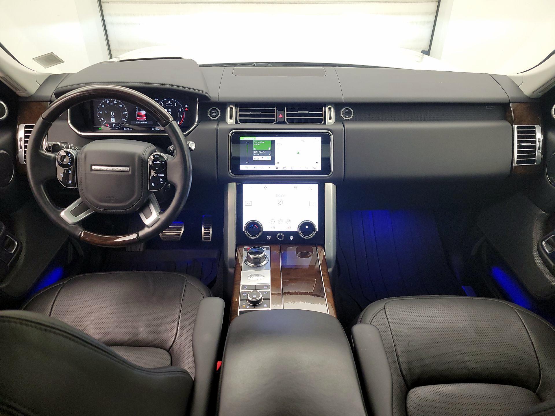 Thumbnail: 2021 Land Rover Range Rover - 9