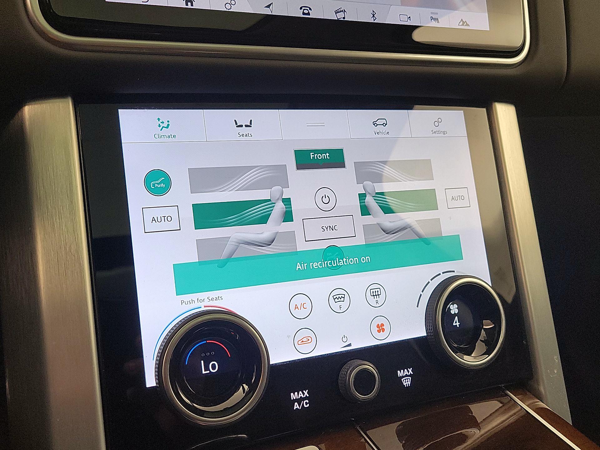 Thumbnail: 2021 Land Rover Range Rover - 16