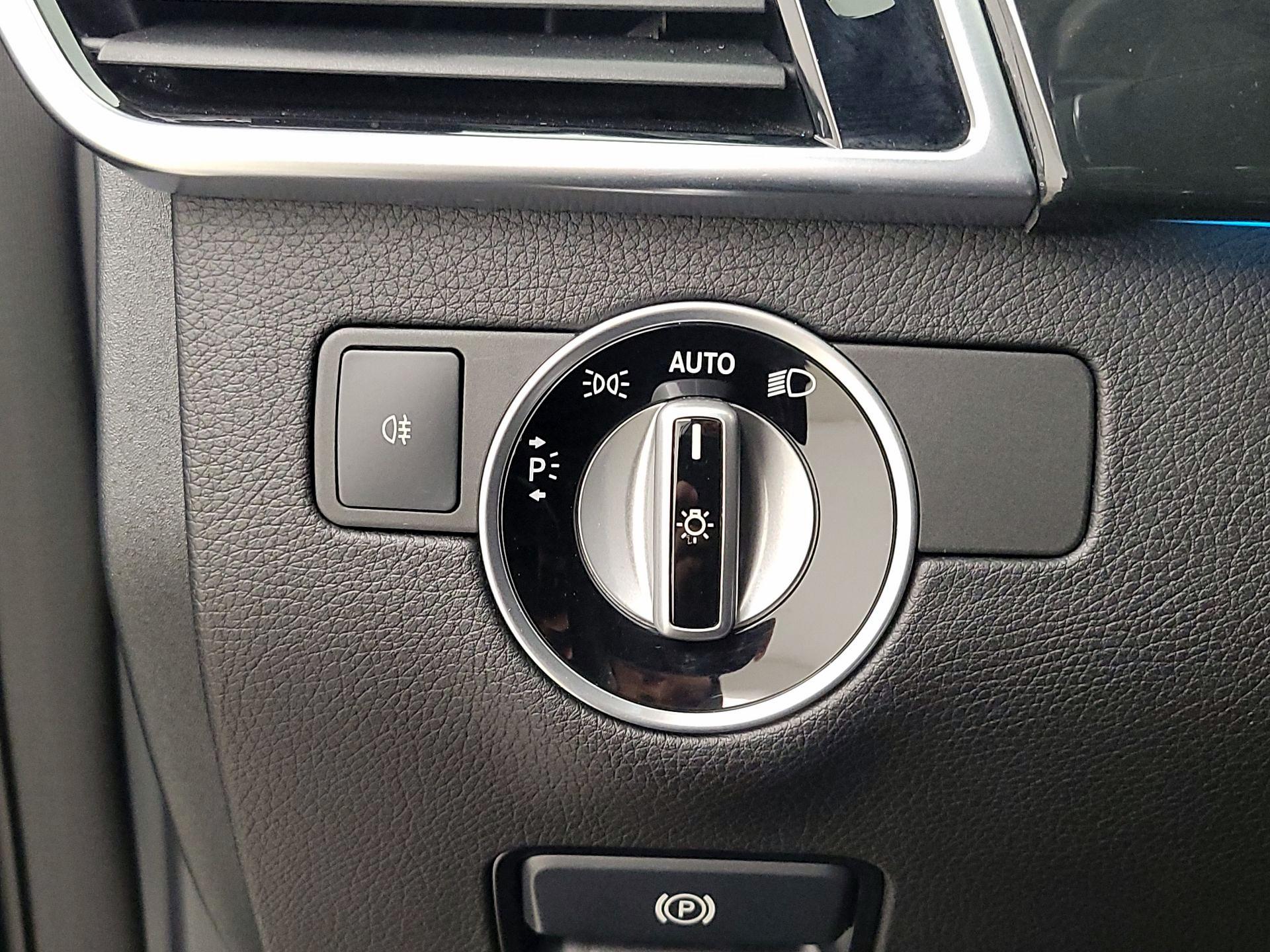 Thumbnail: 2018 Mercedes-Benz GLE - 13