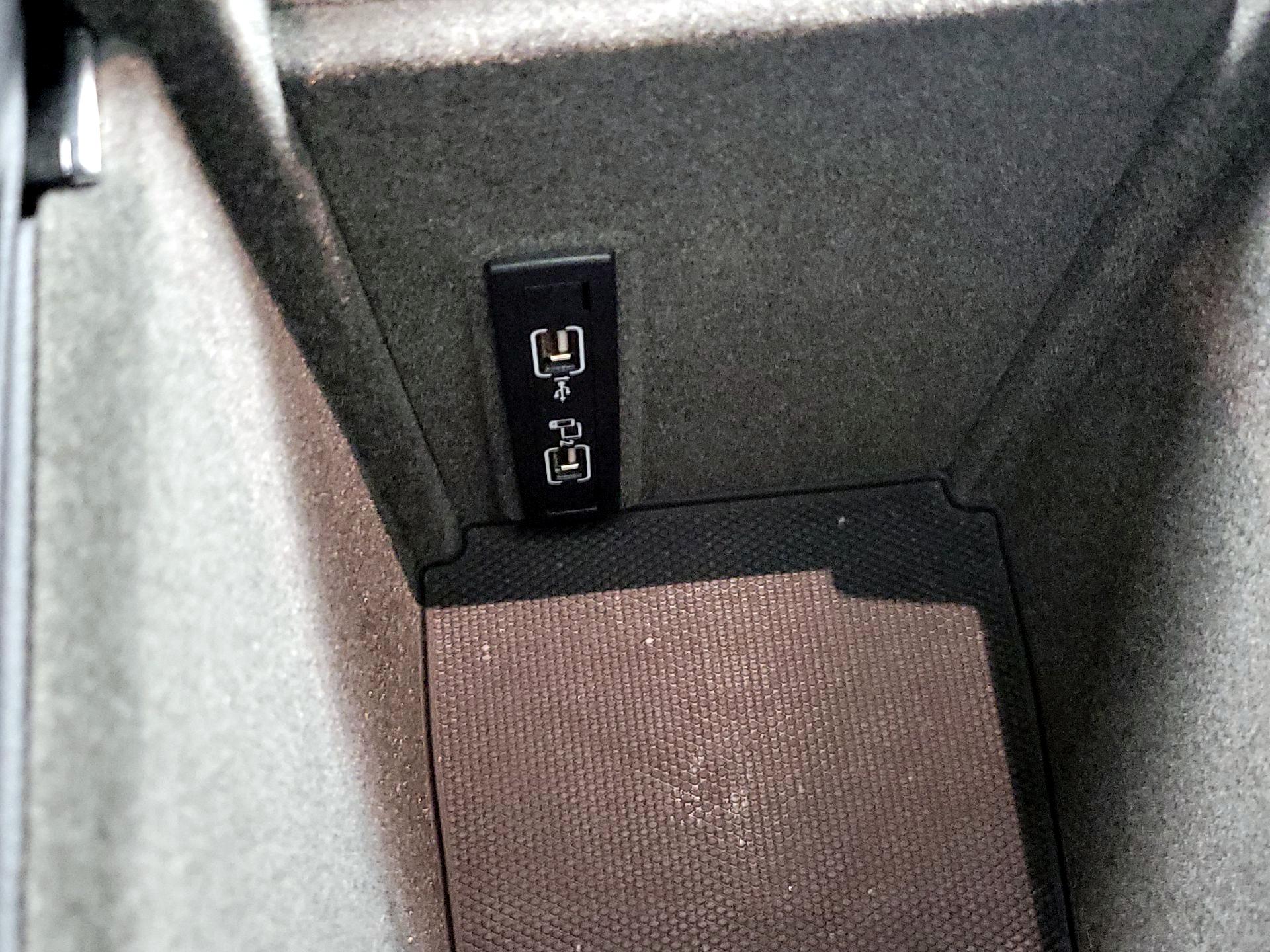 Thumbnail: 2018 Mercedes-Benz GLE - 19