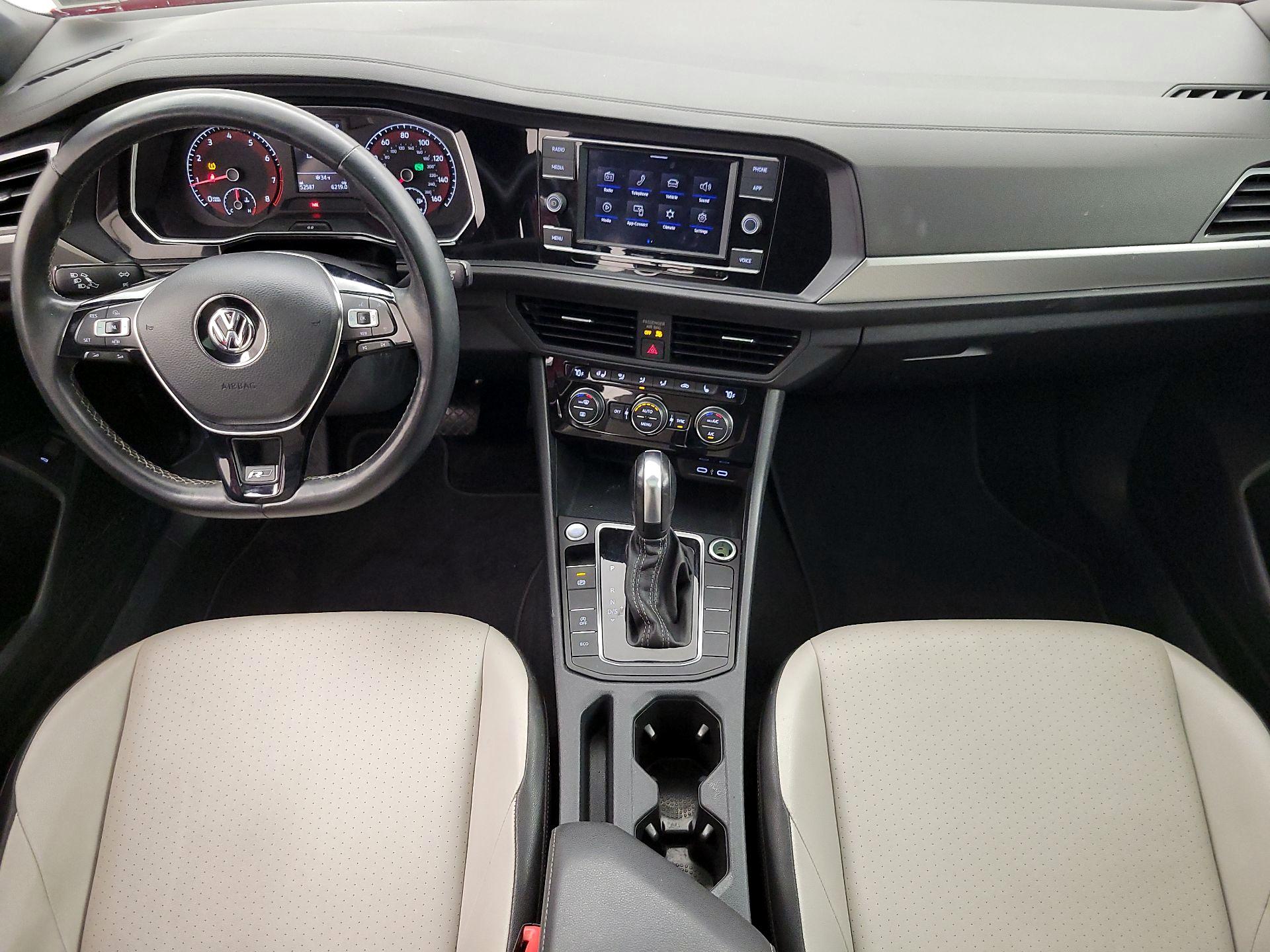 Thumbnail: 2020 Volkswagen Jetta - 9