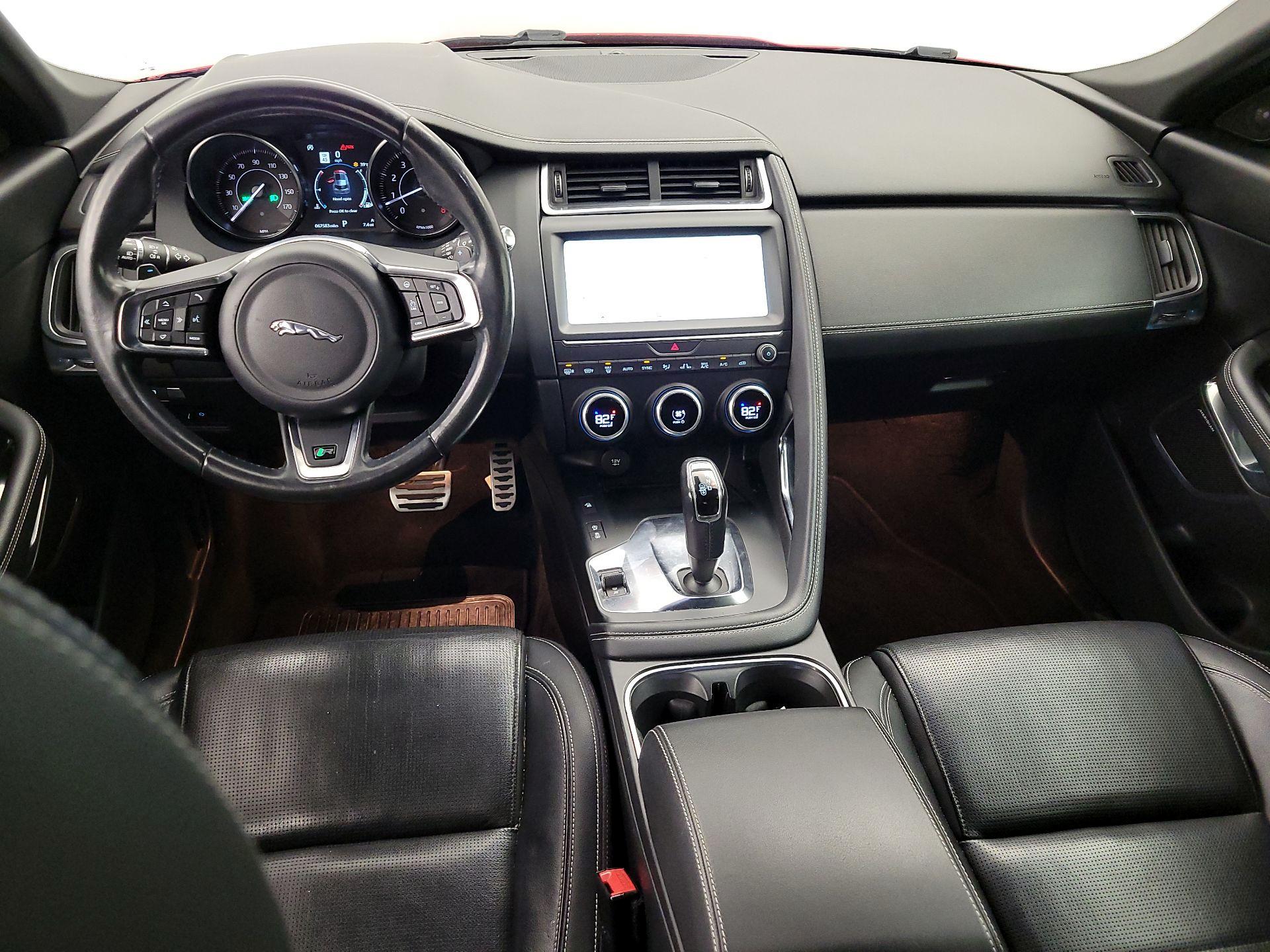 Thumbnail: 2018 Jaguar E-Pace - 9