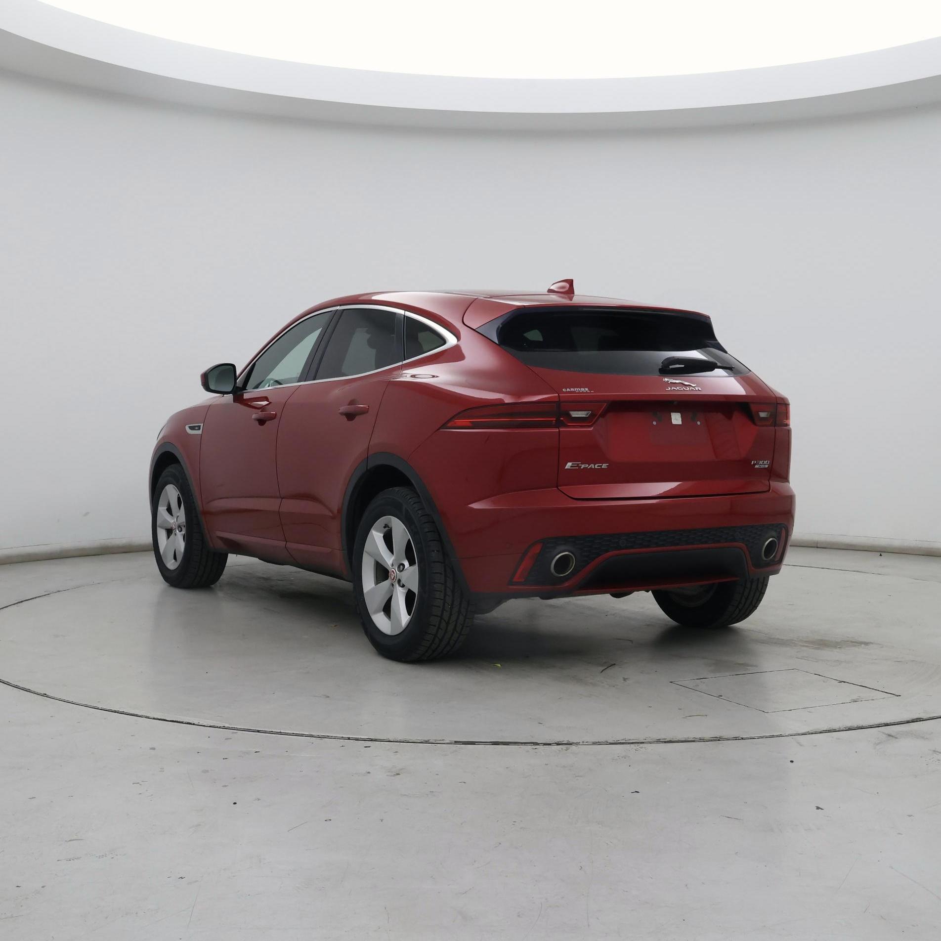 Thumbnail: 2018 Jaguar E-Pace - 2