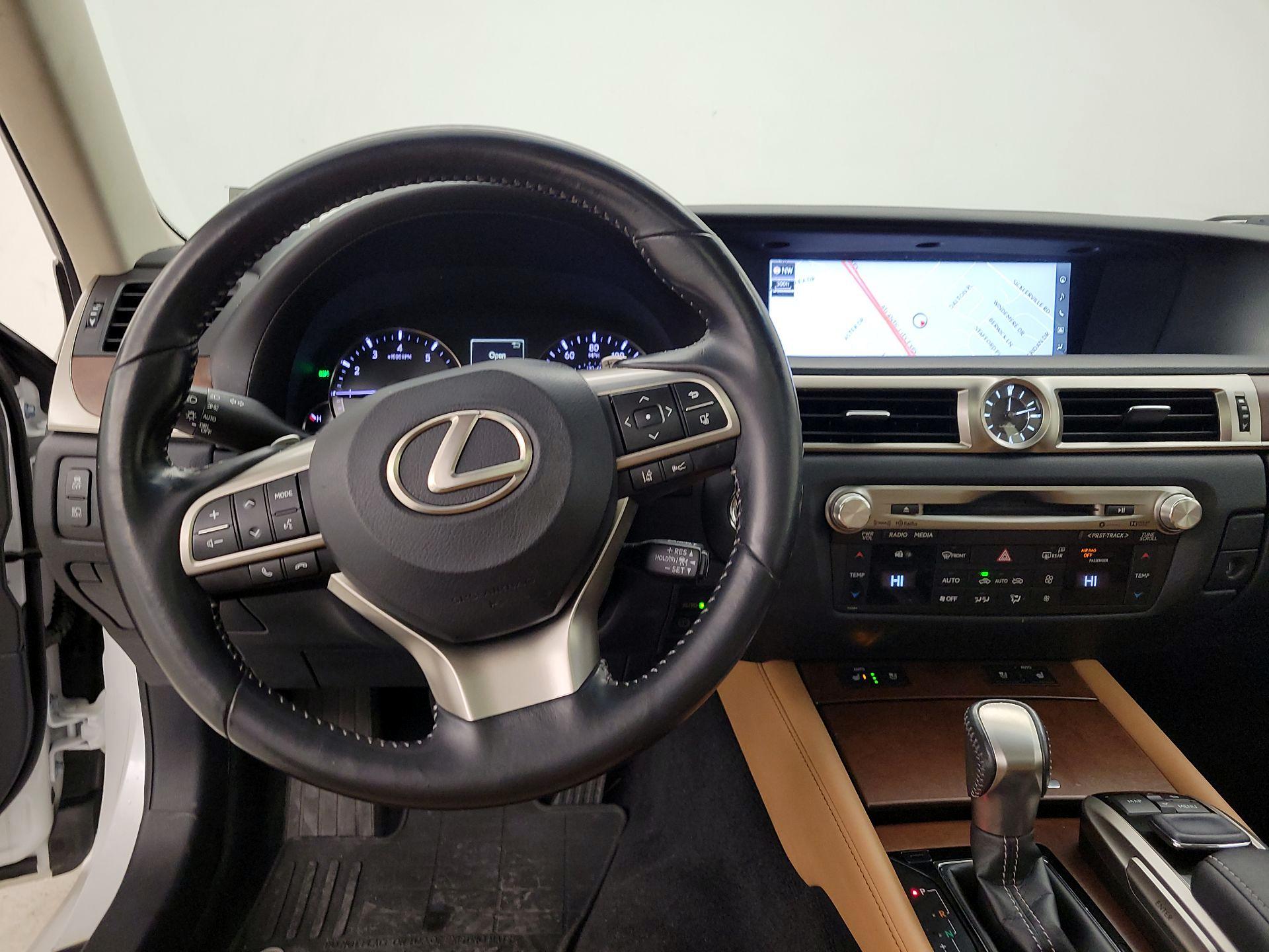 Thumbnail: 2017 Lexus GS - 10