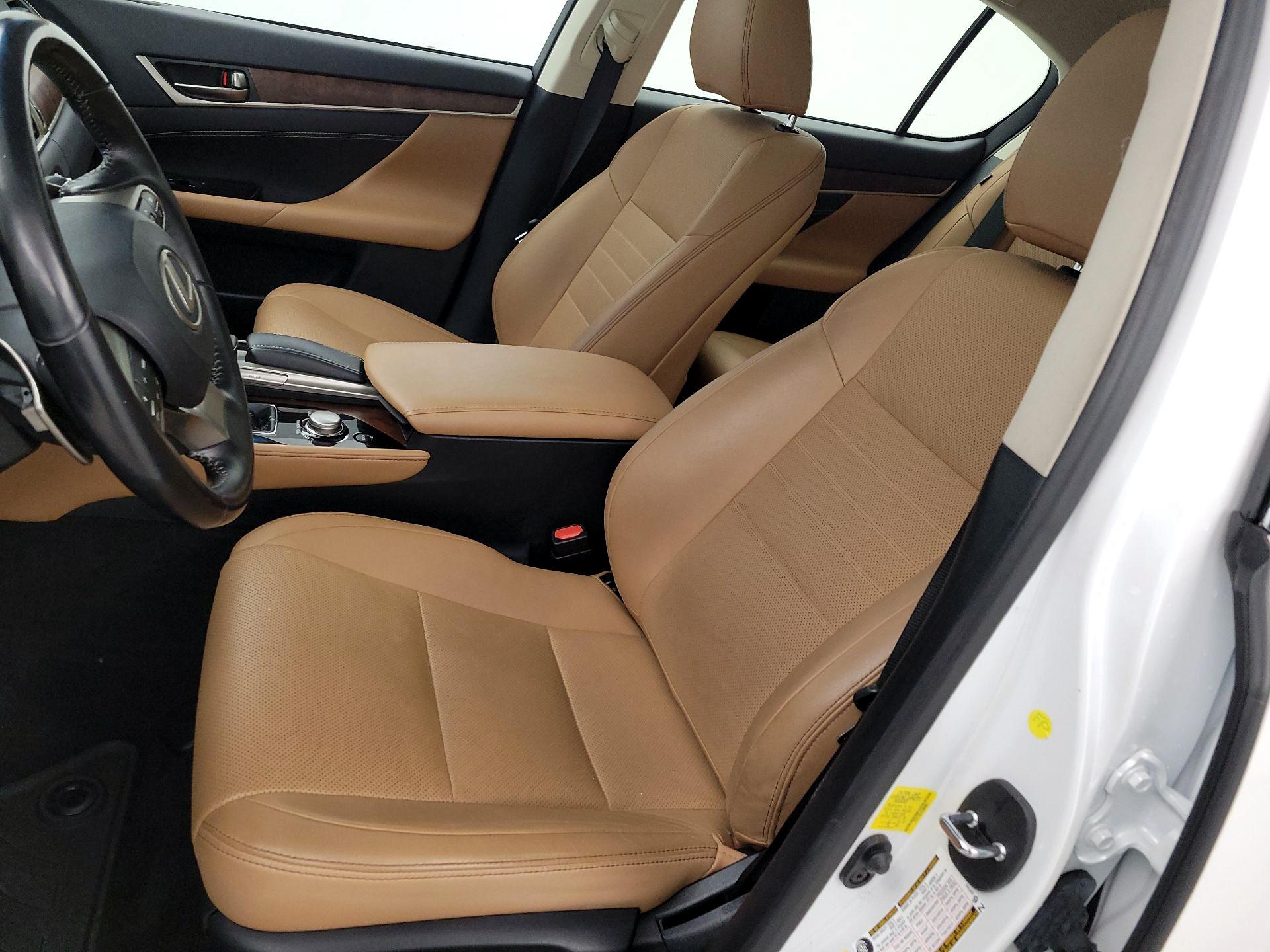 Thumbnail: 2017 Lexus GS - 11