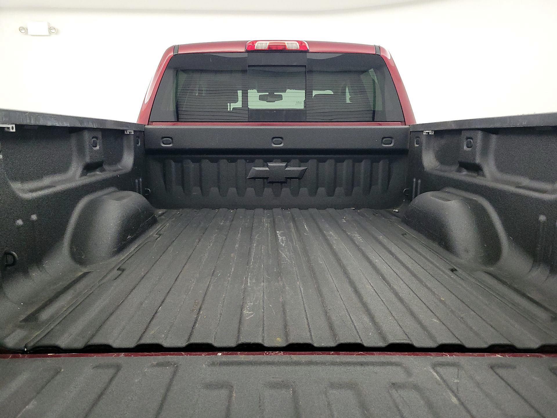 Thumbnail: 2016 Chevrolet Silverado 1500 - 19