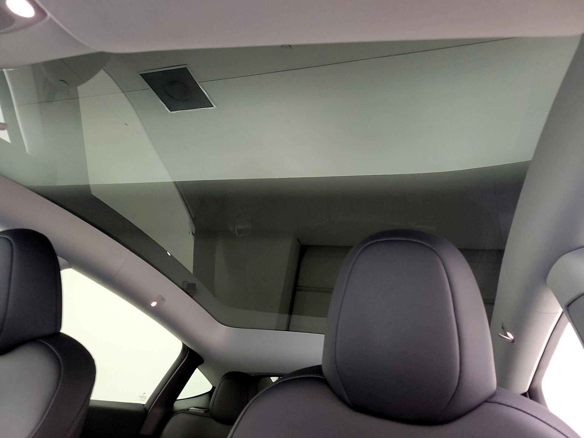 Thumbnail: 2025 Tesla Model Y - 19