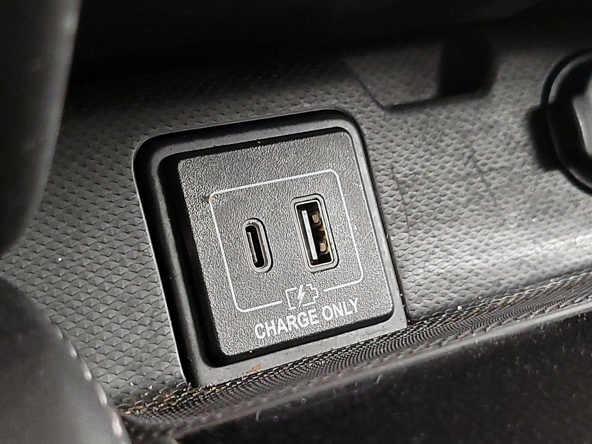 Thumbnail: 2020 INFINITI QX60 - 19