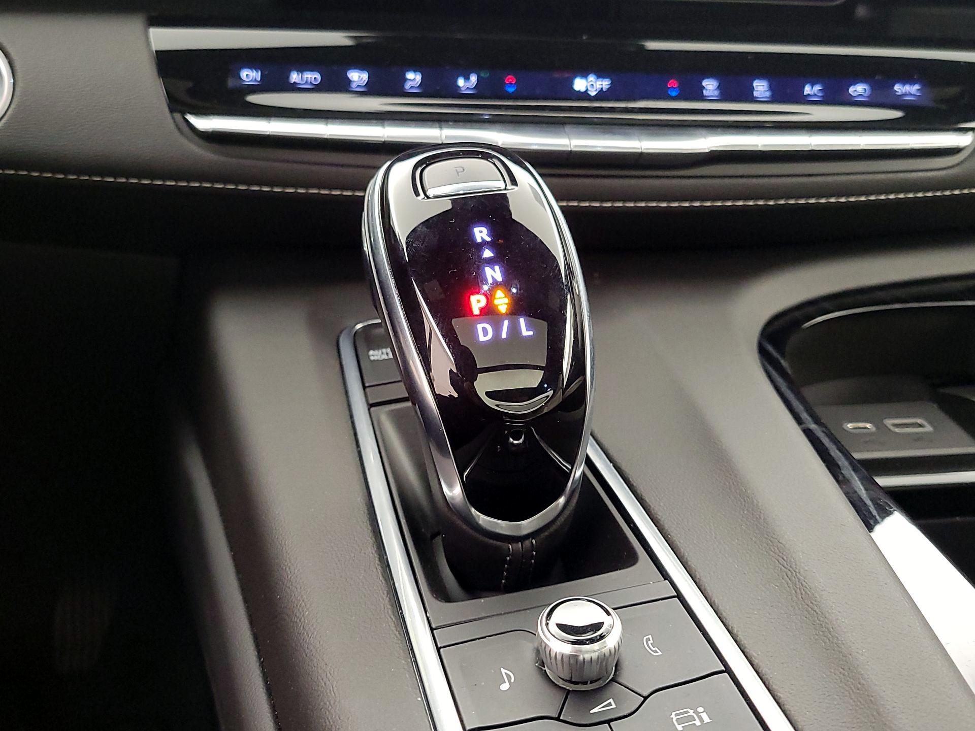 Thumbnail: 2021 Cadillac Escalade - 18