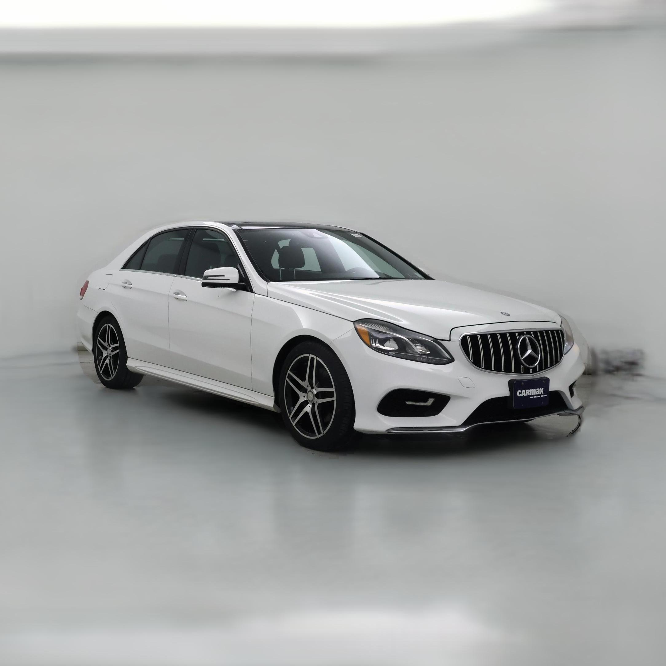 Thumbnail: 2016 Mercedes-Benz E-Class - 1