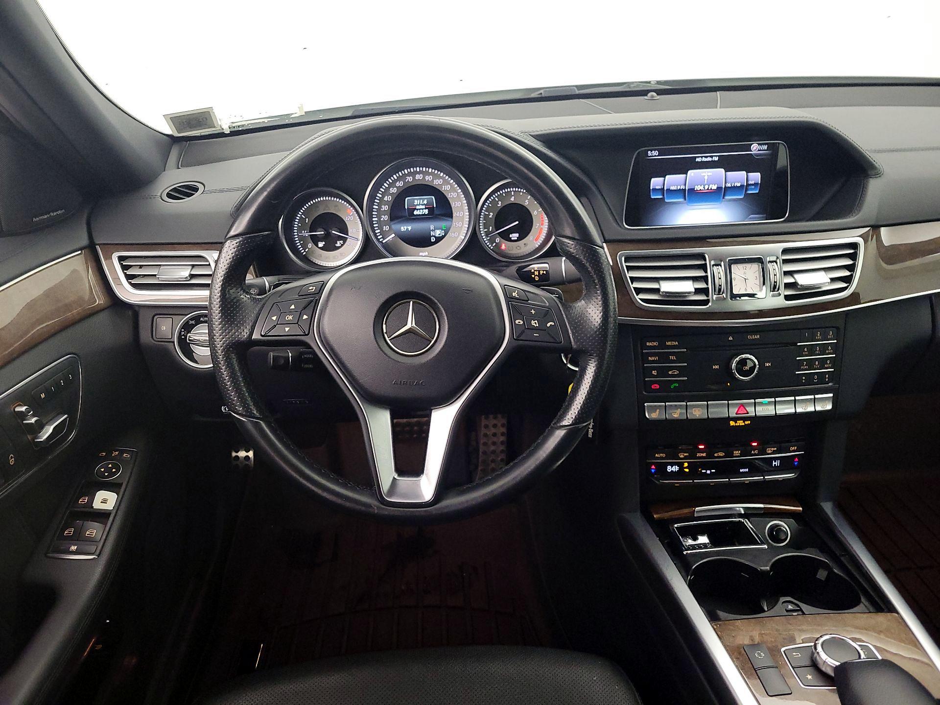 Thumbnail: 2016 Mercedes-Benz E-Class - 10