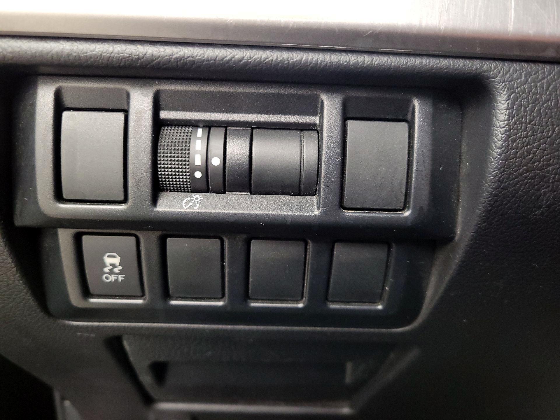 Thumbnail: 2015 Subaru Outback - 13