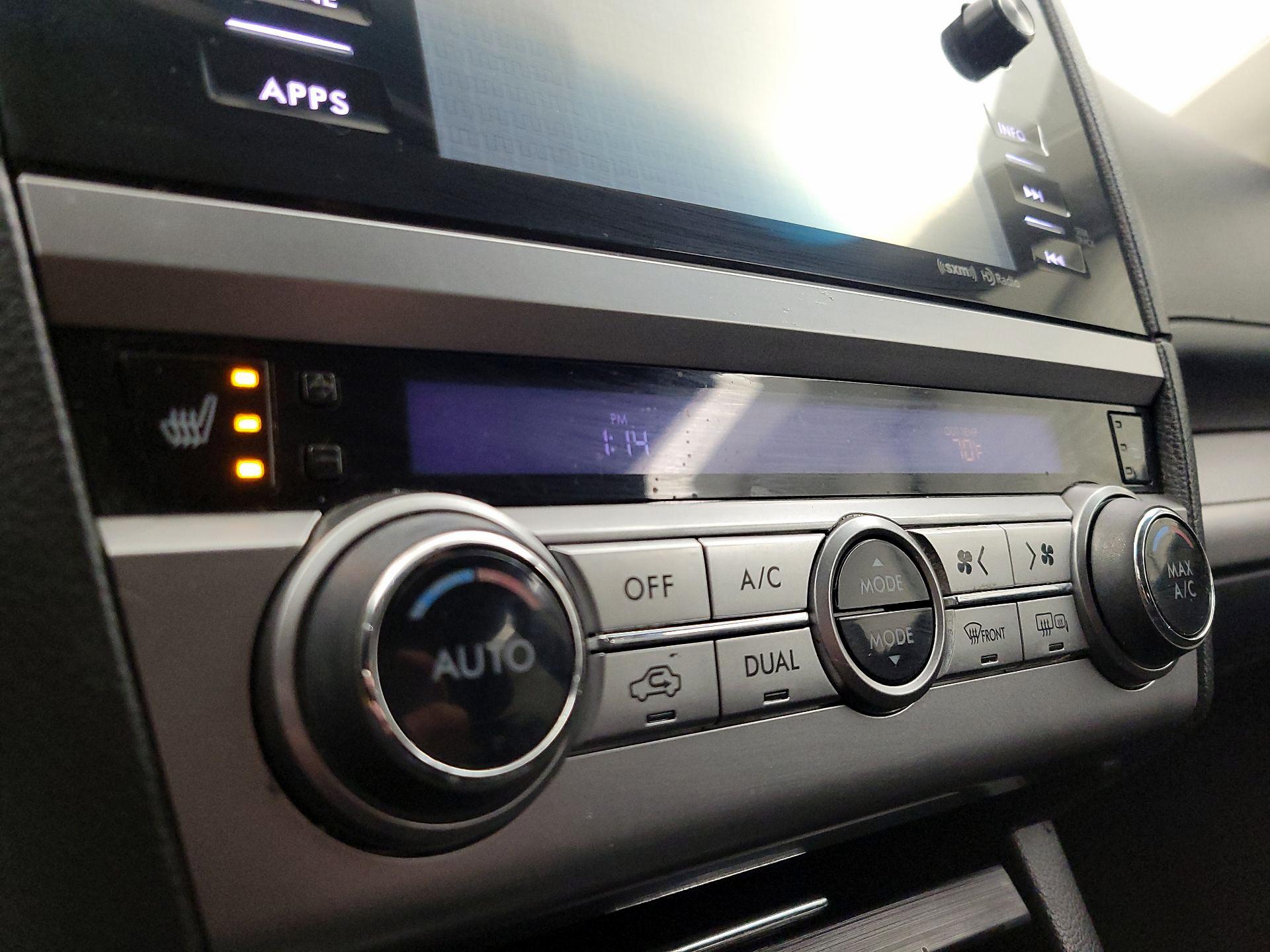 Thumbnail: 2015 Subaru Outback - 16