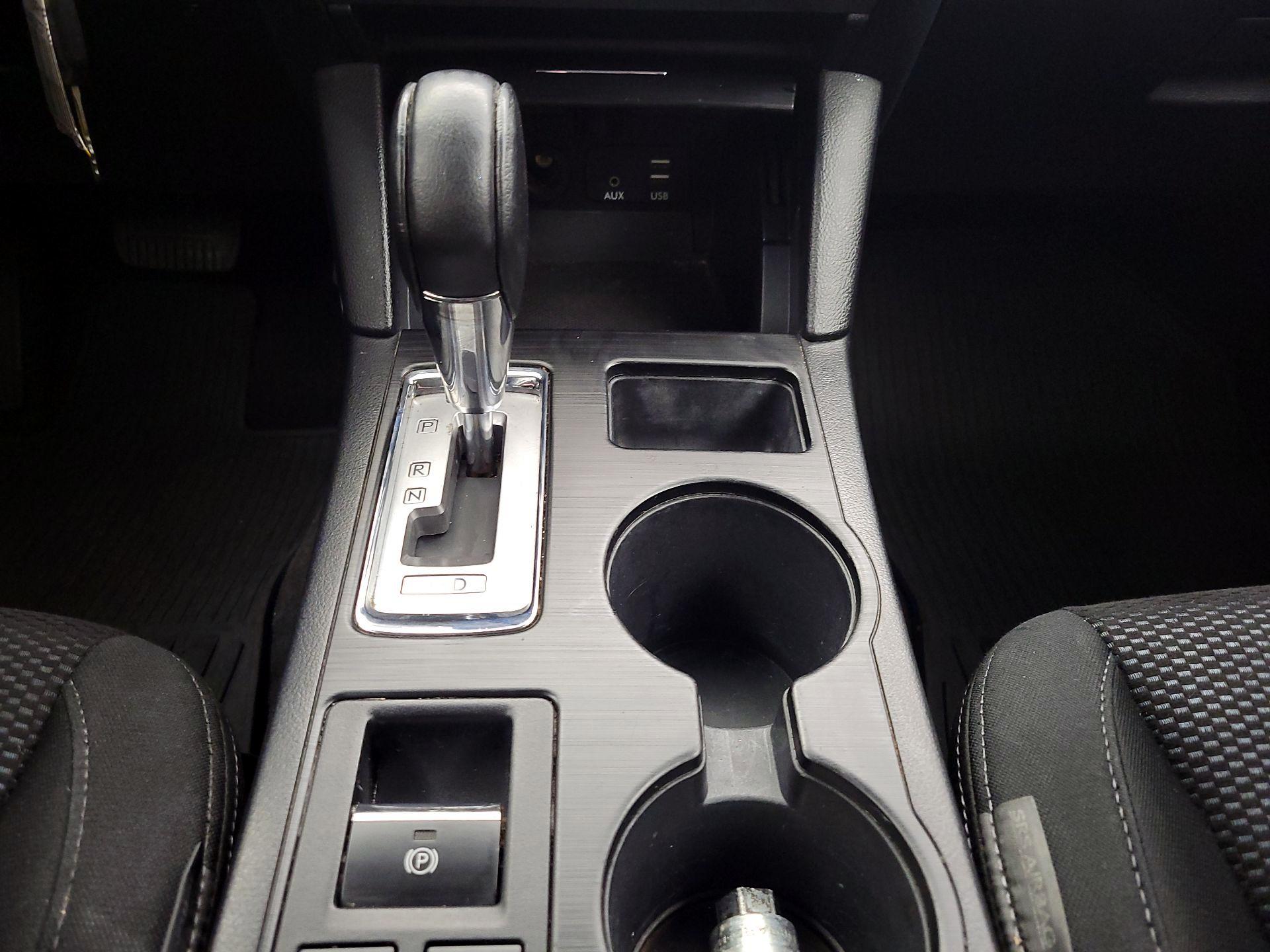 Thumbnail: 2015 Subaru Outback - 17