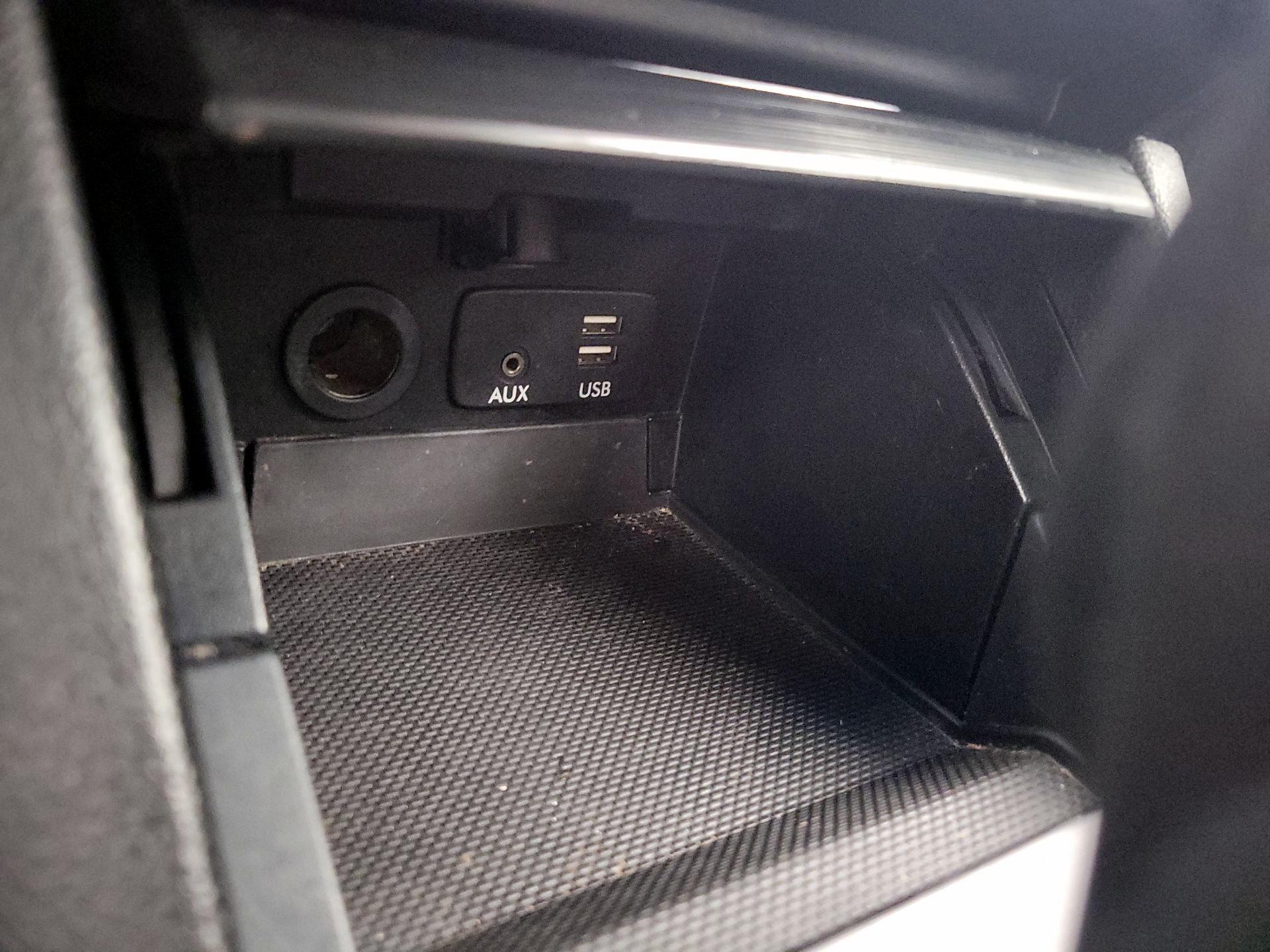 Thumbnail: 2015 Subaru Outback - 18