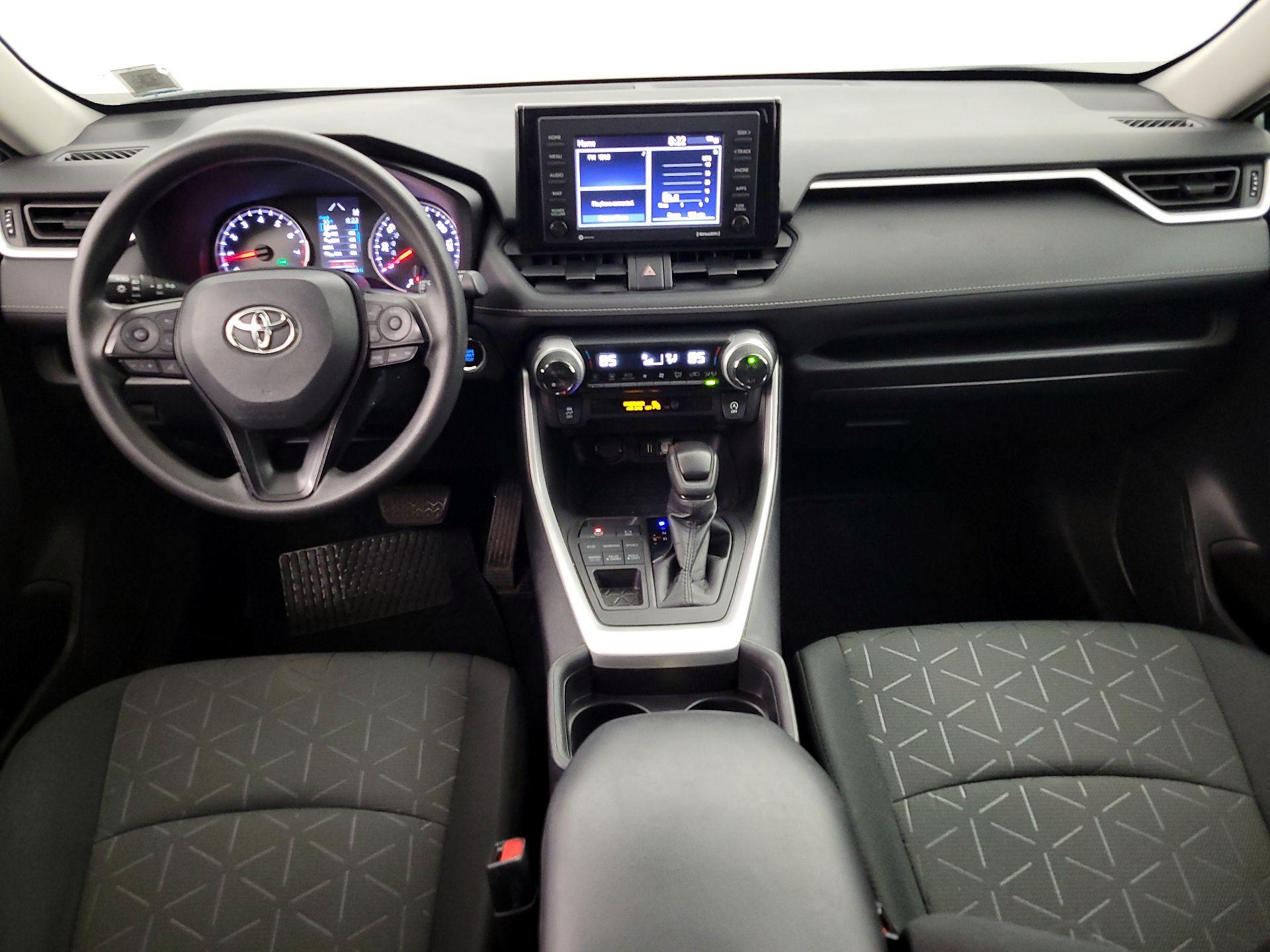 Thumbnail: 2021 Toyota RAV4 - 9